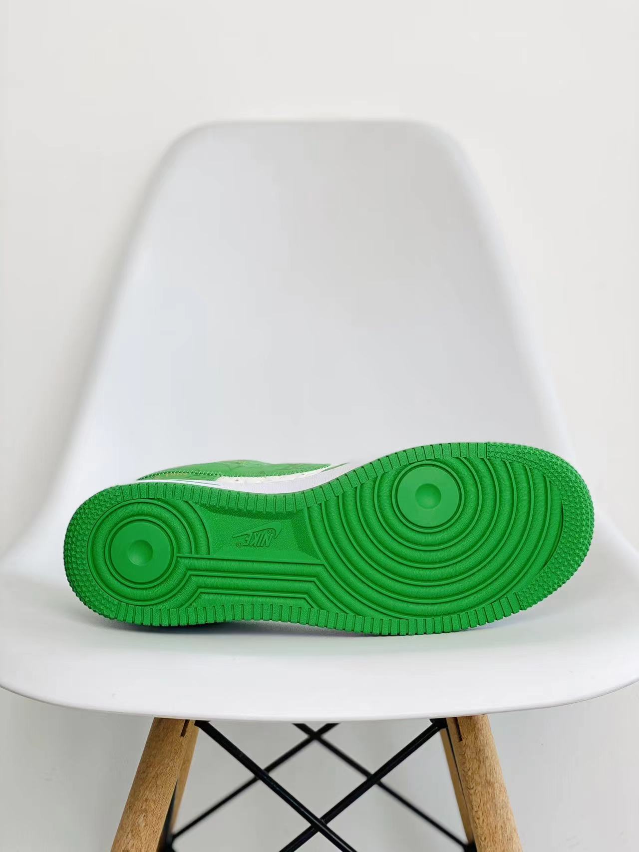 原盒版 帶配件 Louis Vuitton x Nike Air Force 1 Low  绿色  低筒 牛皮 休闲鞋 运动鞋 板鞋 男鞋 女鞋 1A9V9V