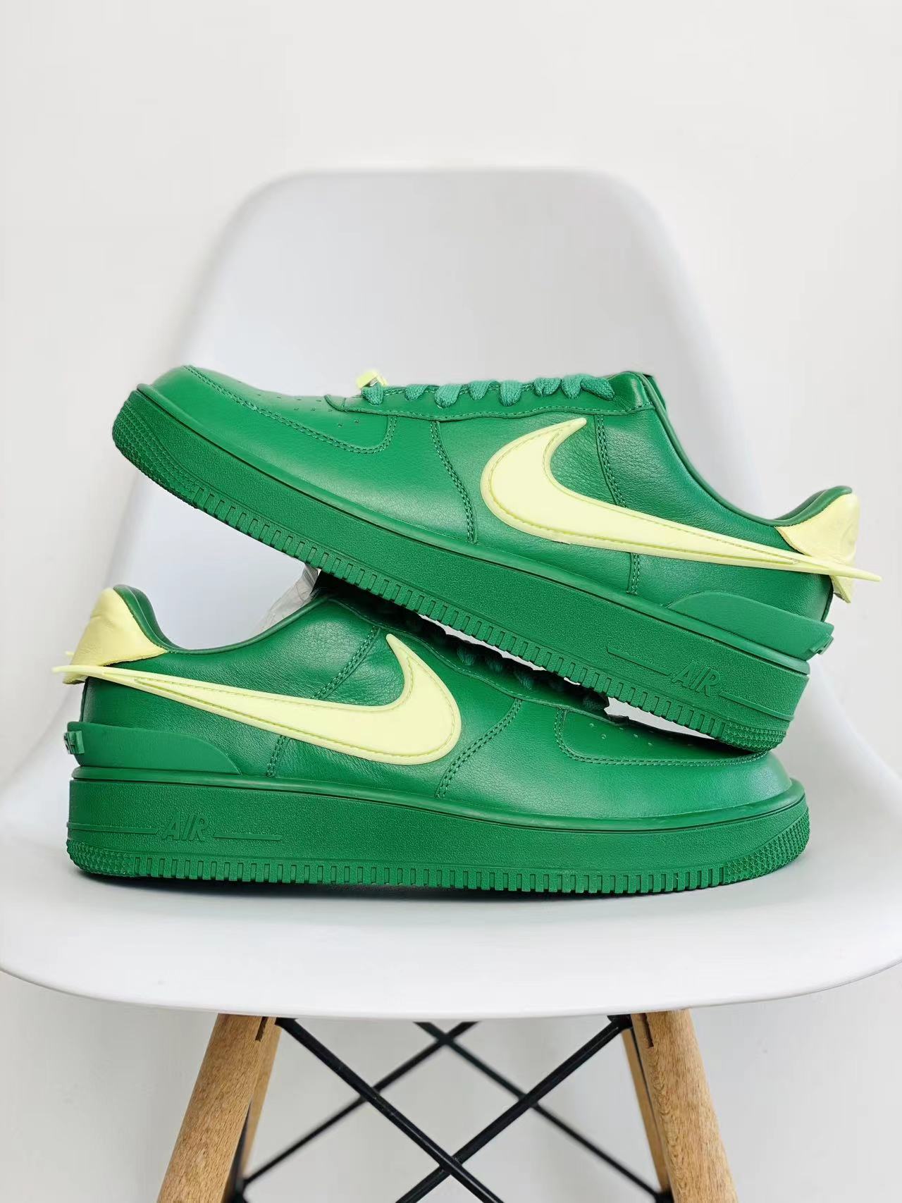 AMBUSH x Nike Air Force 1 Low Pine Green AND Citron 绿色 低筒 休闲鞋 板鞋 男鞋 女鞋 DV3464-300