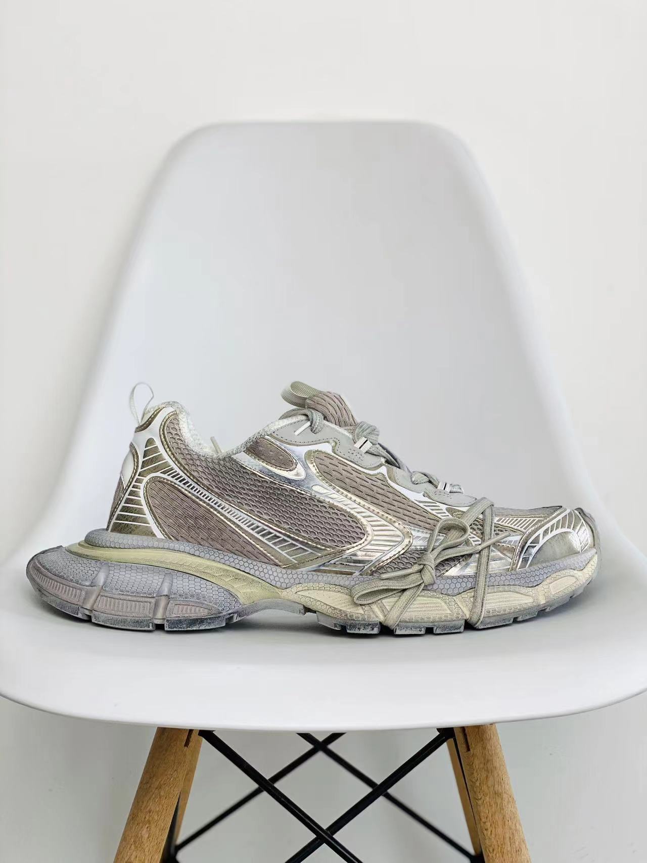 Balenciaga 巴黎世家 3XL 网布 系带 做旧 浅米色 低筒 老爹鞋 运动 复古板鞋 休闲鞋 男鞋 女鞋 734734W3XL49191