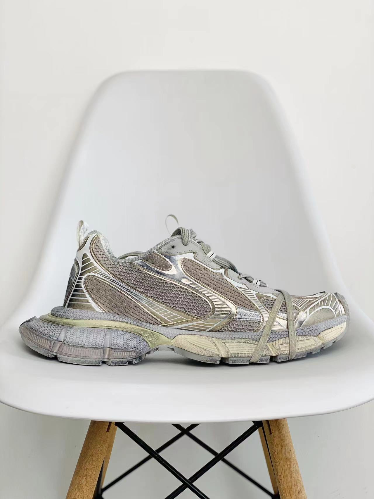 Balenciaga 巴黎世家 3XL 网布 系带 做旧 浅米色 低筒 老爹鞋 运动 复古板鞋 休闲鞋 男鞋 女鞋 734734W3XL49191