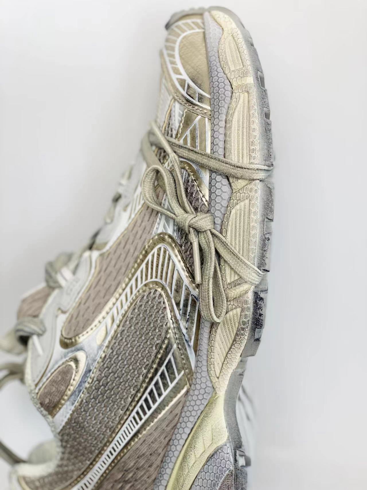 Balenciaga 巴黎世家 3XL 网布 系带 做旧 浅米色 低筒 老爹鞋 运动 复古板鞋 休闲鞋 男鞋 女鞋 734734W3XL49191