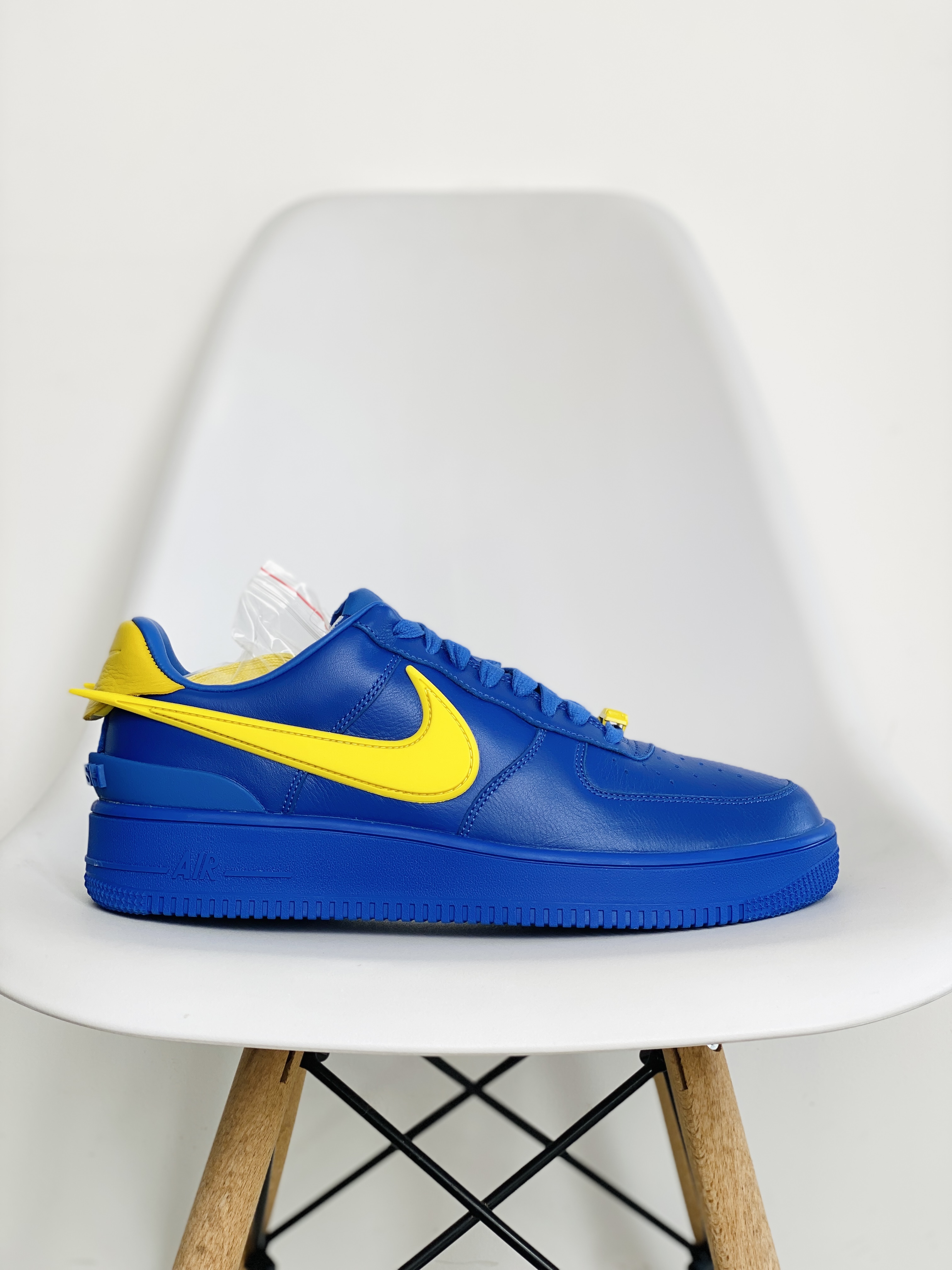  AMBUSH x Nike Air Force 1 Low Game Royal AND Vivid Sulfur 藍色  低筒 休闲鞋 板鞋 男鞋 女鞋 DV3464-400