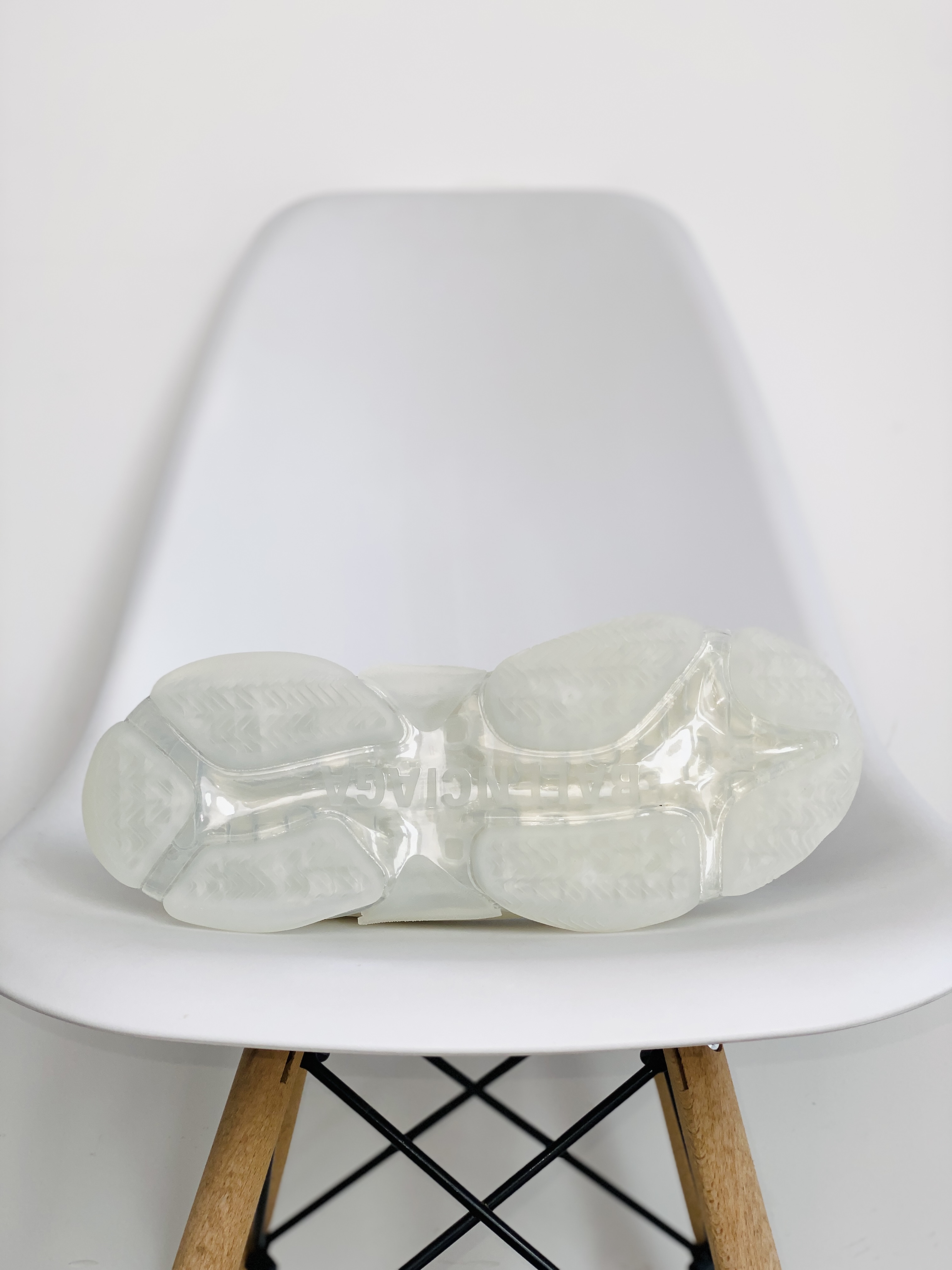 Balenciaga Triple S Clear Sole 巴黎世家 白色 气垫 老爹鞋 运动 复古板鞋 休闲鞋 男鞋 女鞋 544351W2FB29001