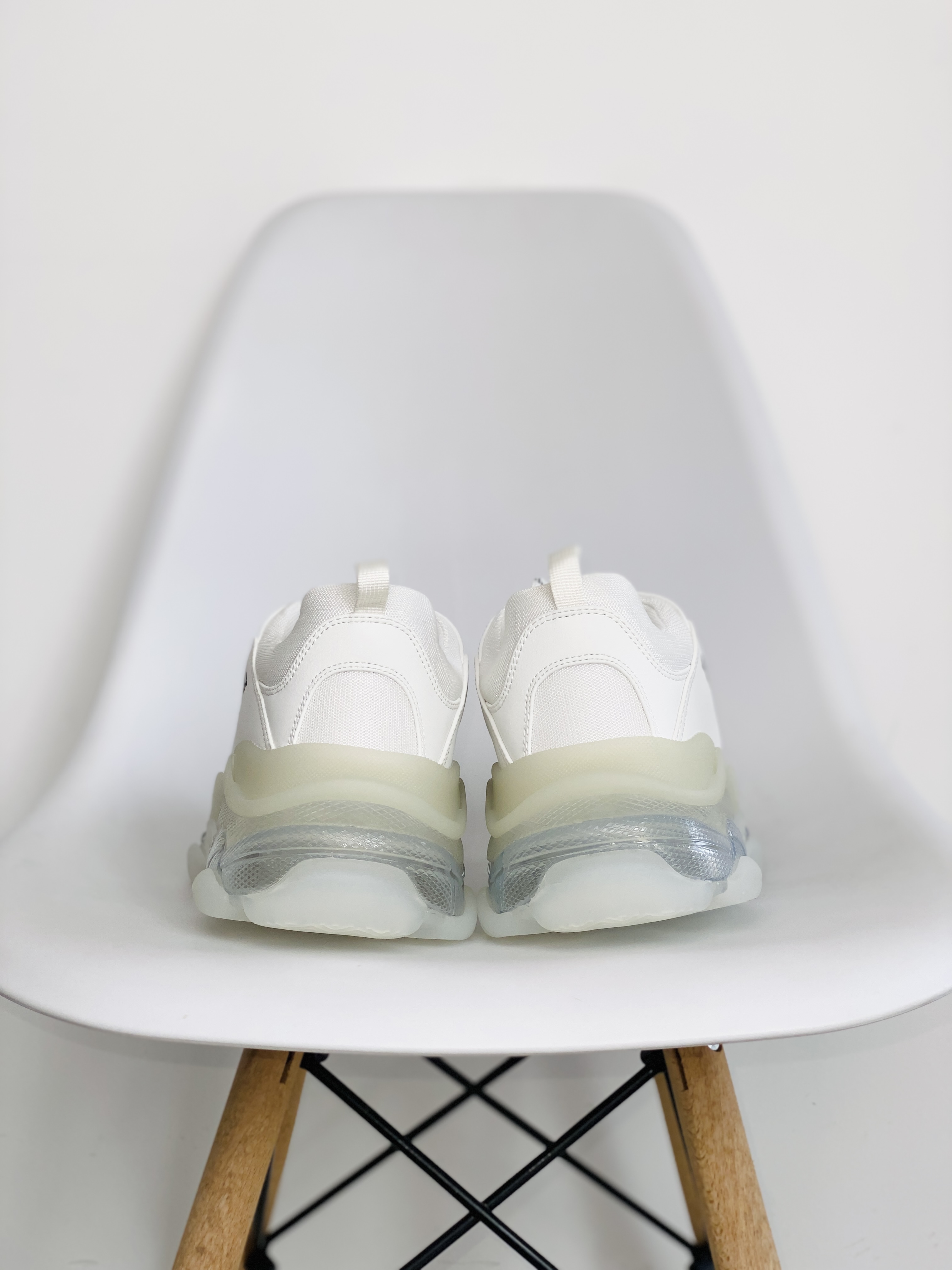 Balenciaga Triple S Clear Sole 巴黎世家 白色 气垫 老爹鞋 运动 复古板鞋 休闲鞋 男鞋 女鞋 544351W2FB29001