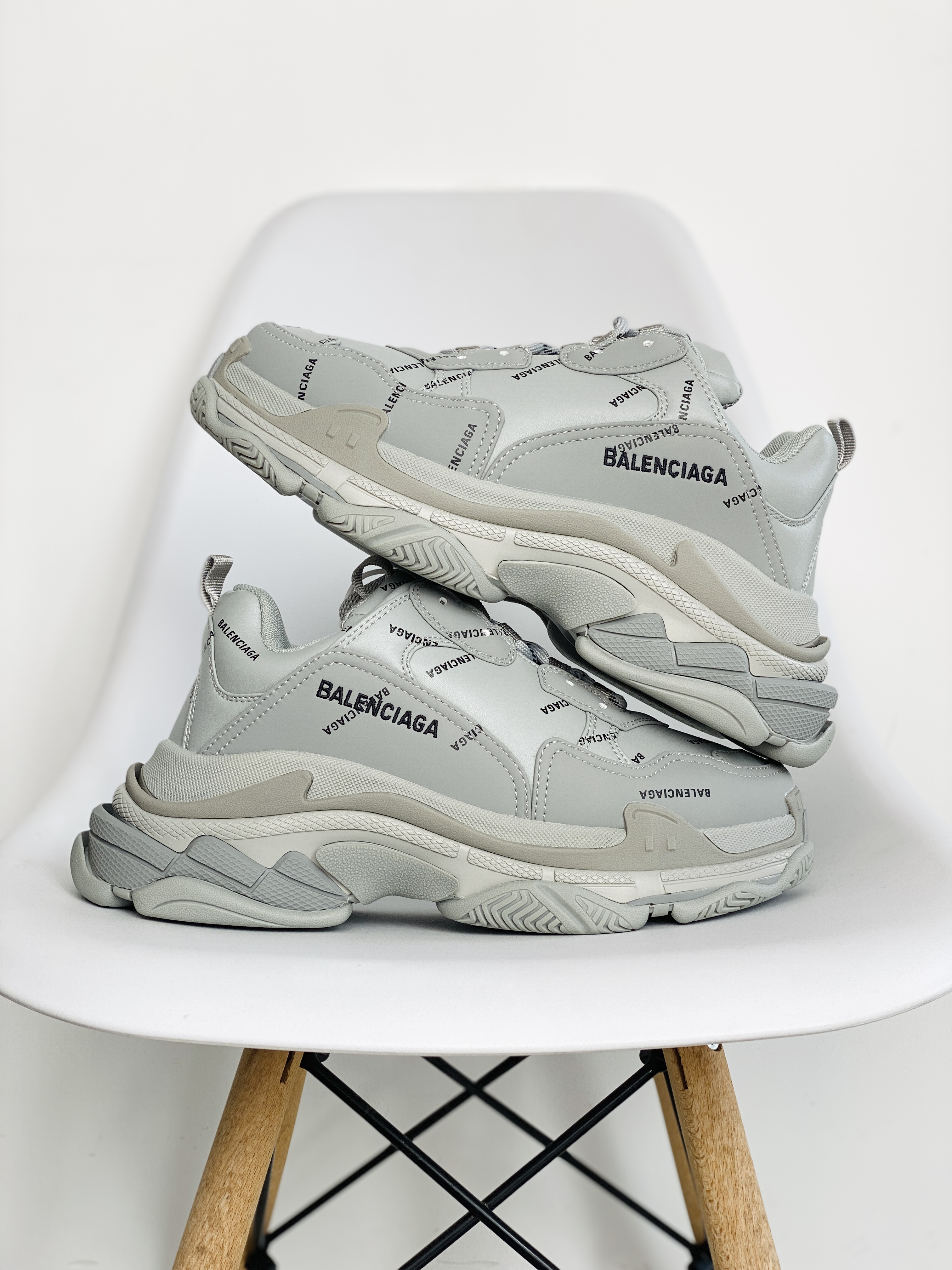 Balenciaga Triple S 1.0-Sun