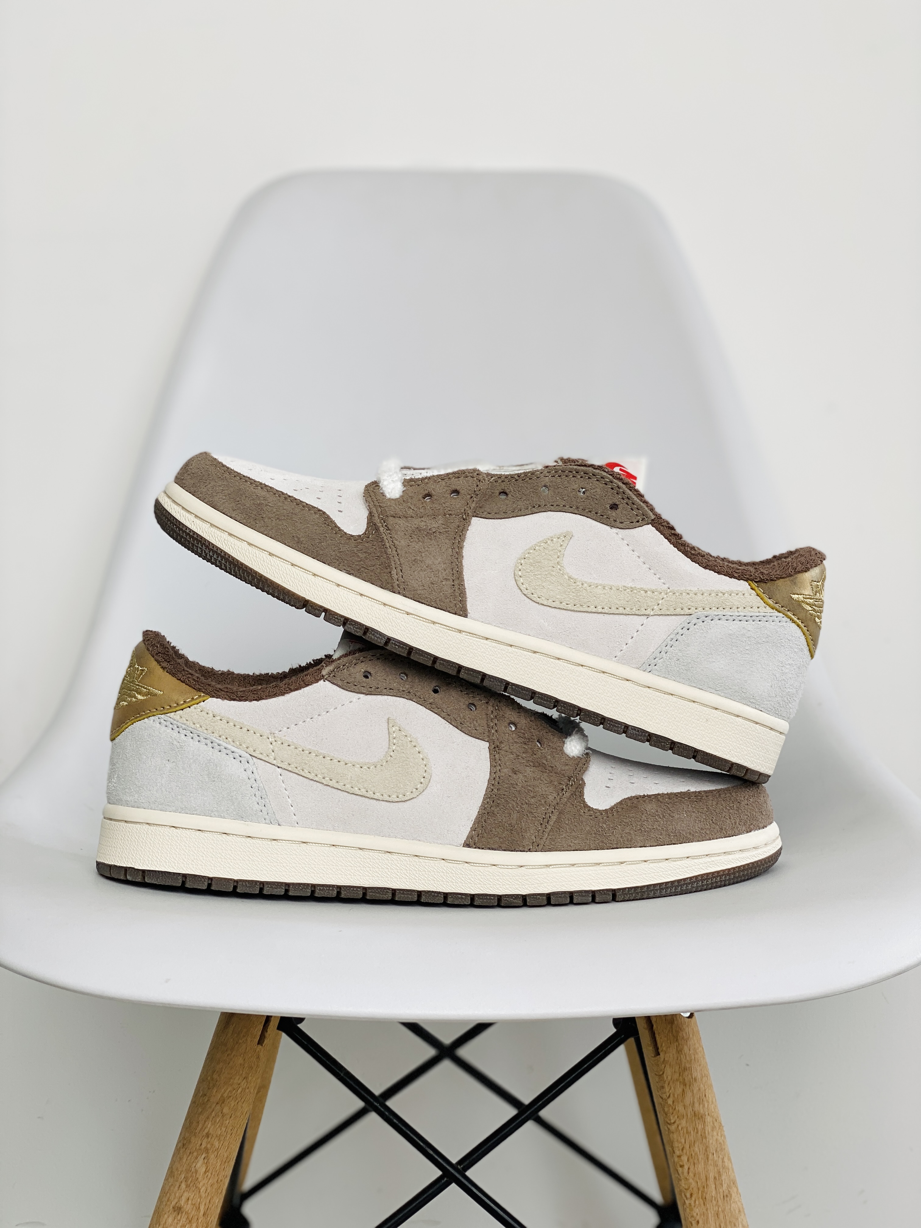 正确后跟做旧版 Air Jordan 1 Low OG AJ1 Year of the Rabbit 兔年 白棕色  低筒 气垫 休闲鞋 板鞋 球鞋 男鞋 女鞋 DV1312-200