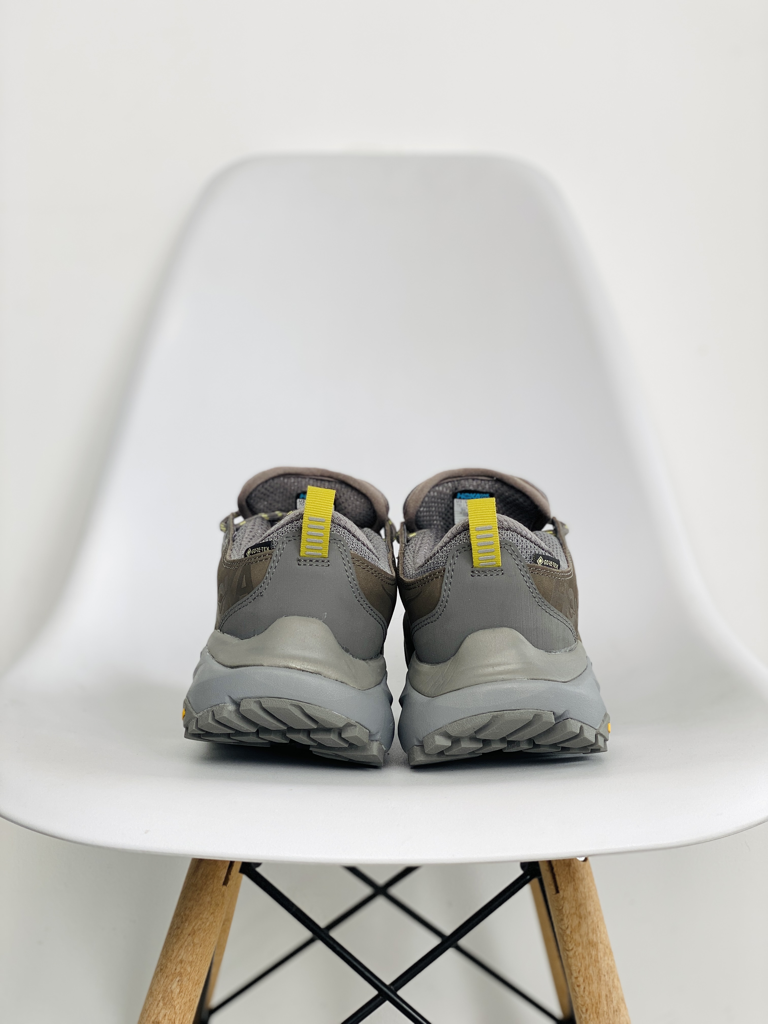 防水版 HOKA ONE ONE Kaha GTX 低筒 戶外 登山 防水 跑步鞋 户外鞋 男鞋 岩灰色 118586-CGGS