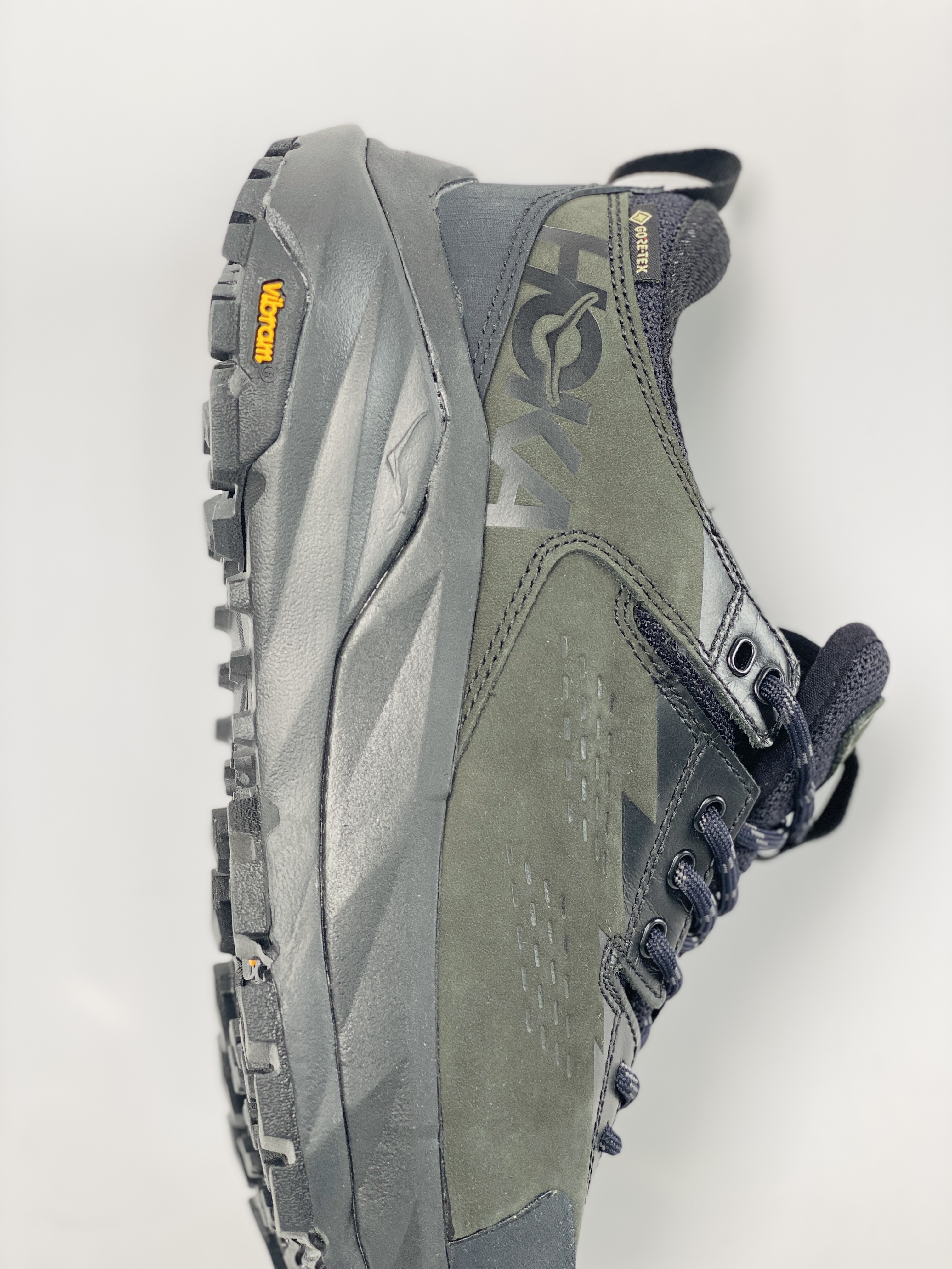 防水版 HOKA ONE ONE Kaha 低筒 戶外 登山 防水 跑步鞋 户外鞋 男鞋 黑色1118568-BCCG