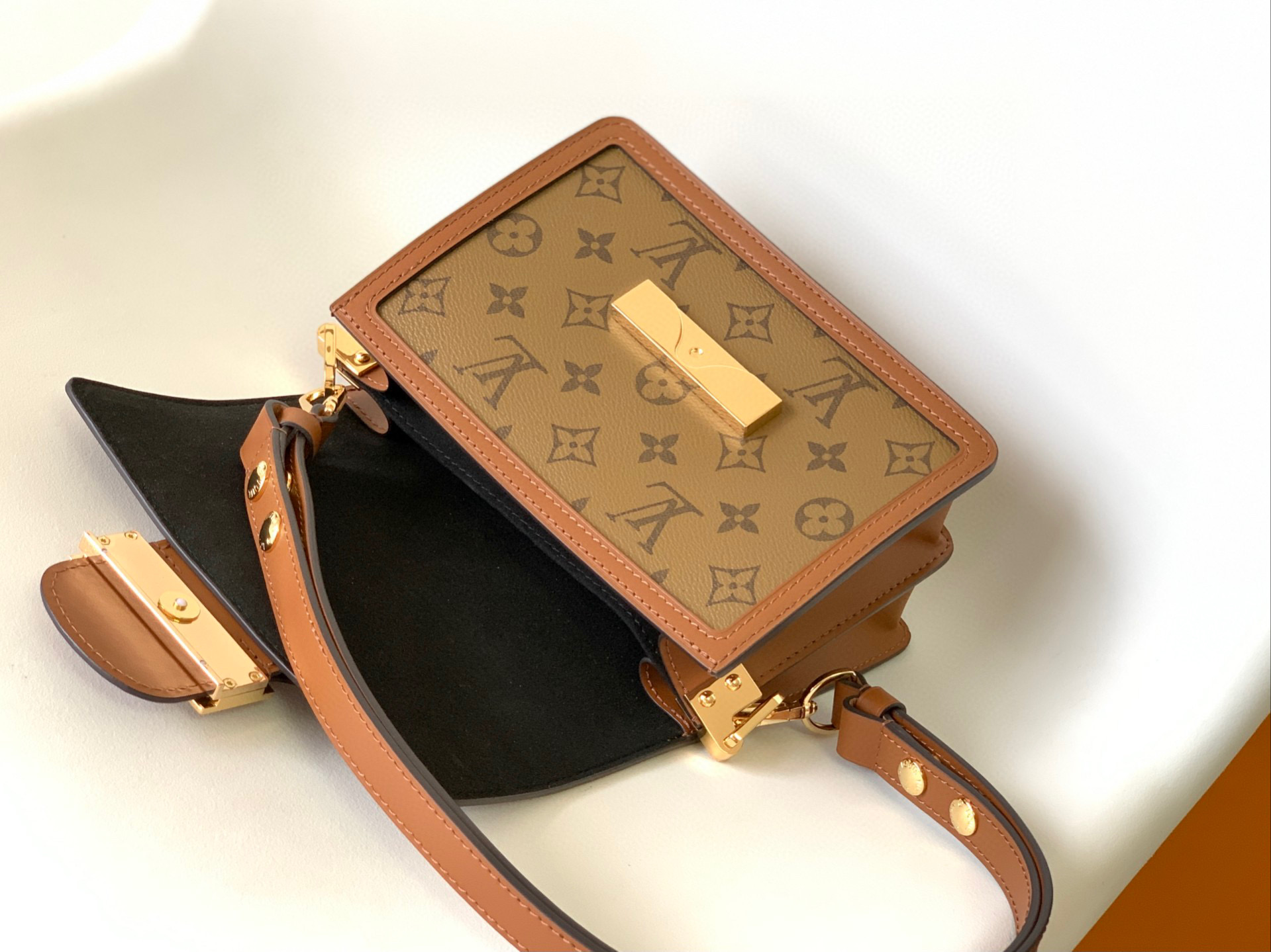 原厂皮 LOUIS VUITTON Dauphine 达妮芙 经典老花满印 帆布小牛皮拼接 腋下包 手提包 单肩包 斜挎包 棕色 迷你款 M45959 44580