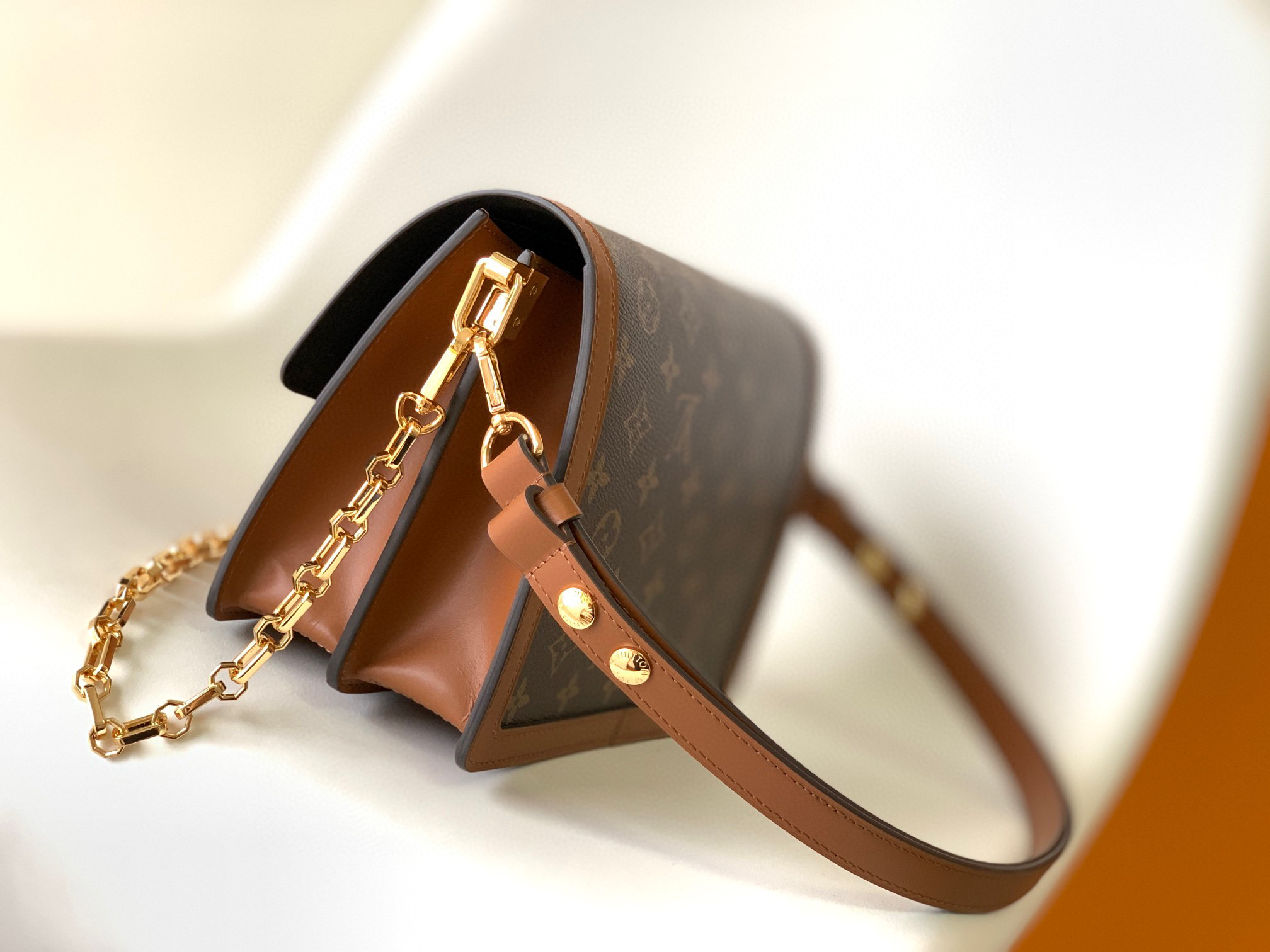 原厂皮 LOUIS VUITTON Dauphine 达妮芙 经典老花满印 帆布小牛皮拼接 腋下包 手提包 单肩包 斜挎包 棕色 中号 M44391 45958