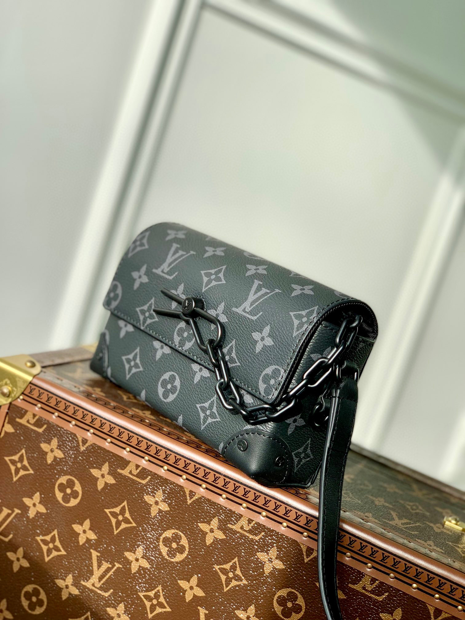 原厂皮 LOUIS VUITTON Steamer 经典老花 印花 锁扣 涂层帆布 邮差包 手提包 单肩包 斜挎包 黑色   M81783