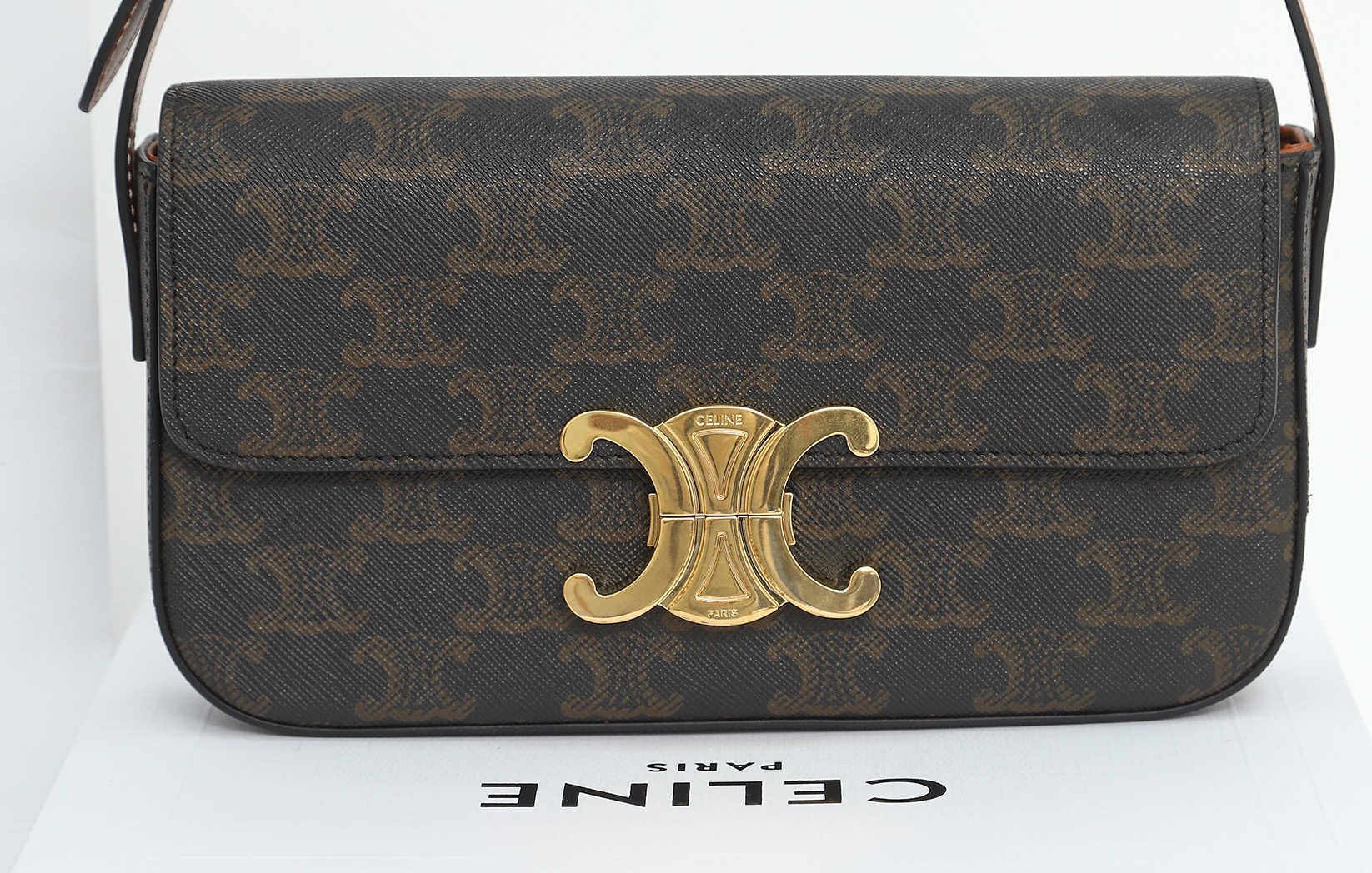CELINE 赛琳 Triomphe 凯旋门标志 经典满印老花 金属锁扣 黄褐色 腋下包 手提包 单肩包 斜挎包 194142CUZ-04LU
