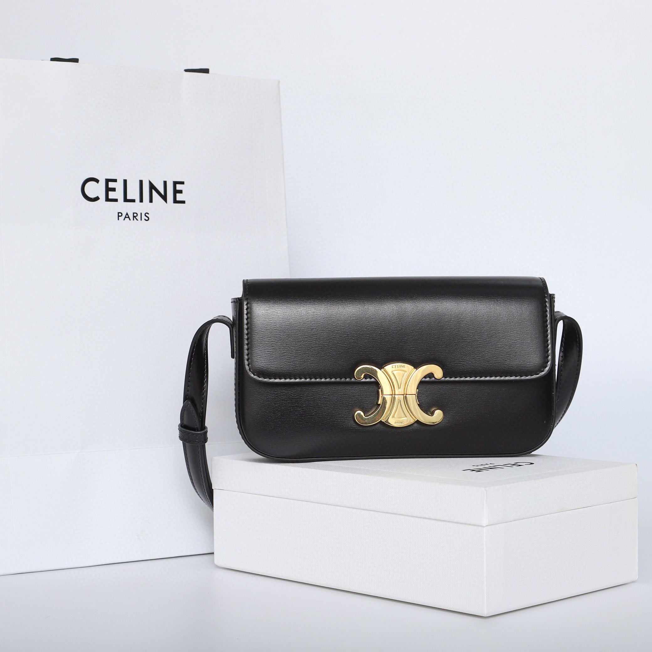 CELINE 赛琳 Triomphe 金色锁扣凯旋门亮面 黑色 腋下包 手提包 单肩包 斜挎包 194143BF4-38NO
