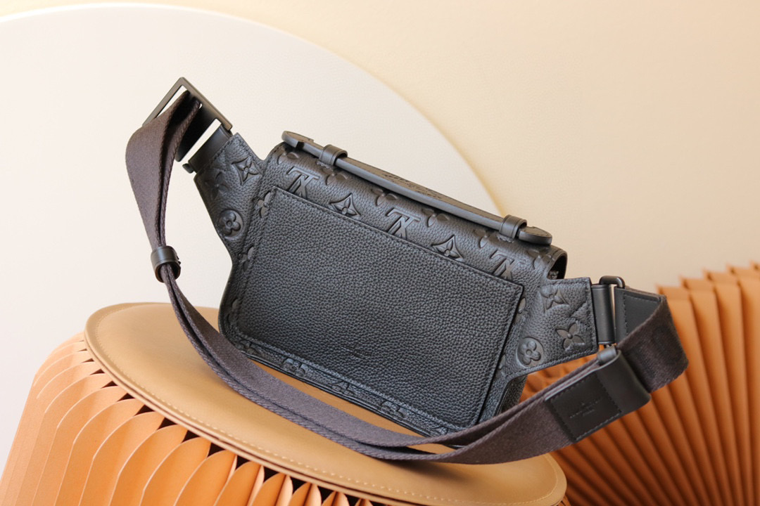  原厂皮 LOUIS VUITTON S Lock Sling 牛皮 經典老花壓紋 锁扣  邮差包 手提包 单肩包 斜挎包 腰包 胸包 黑色M58487
