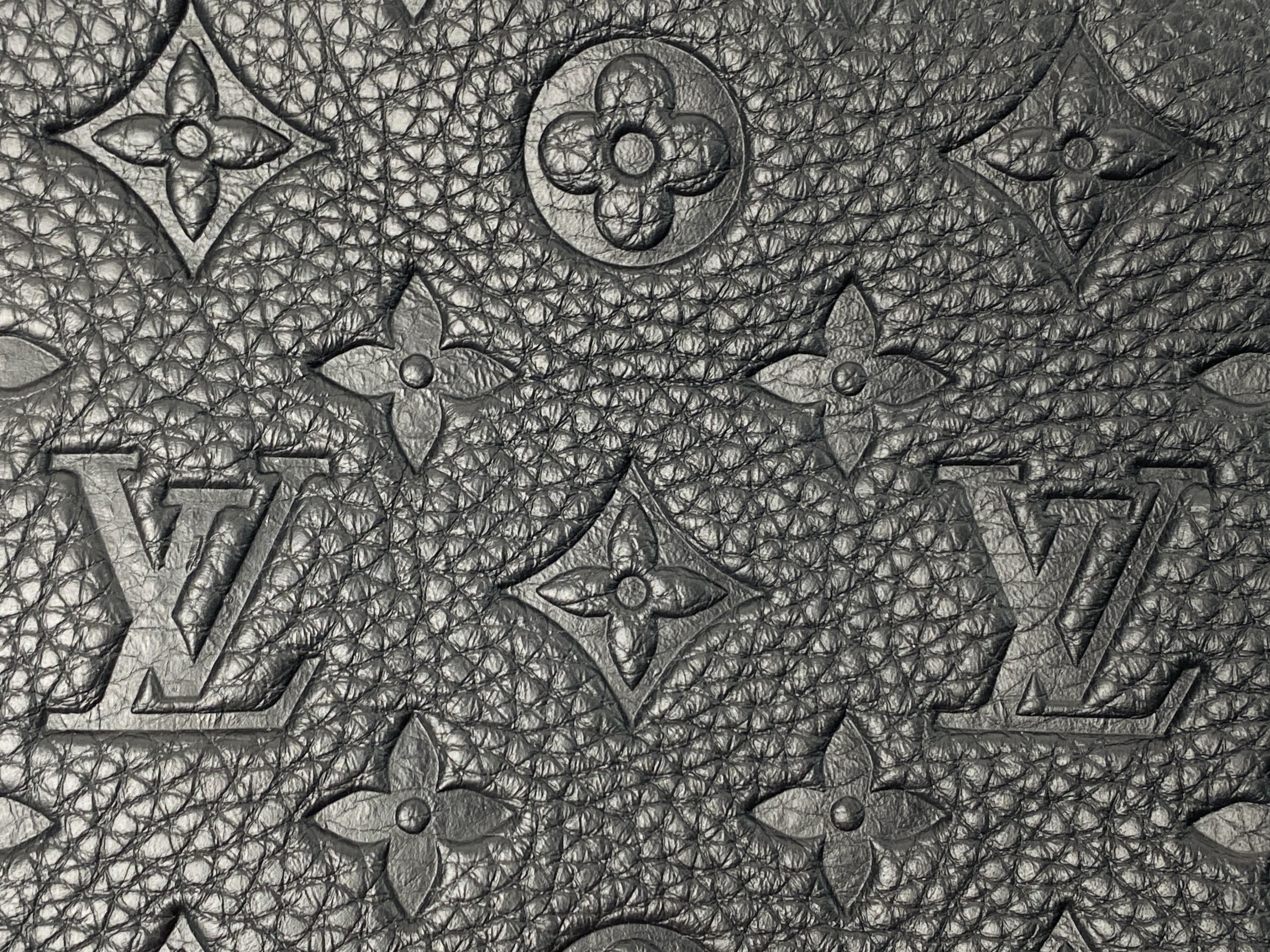  原厂皮 LOUIS VUITTON Soft Trunk  牛皮 老花壓紋 盒子包 邮差包 手提包 单肩包 斜挎包 迷你 黑色 M55702