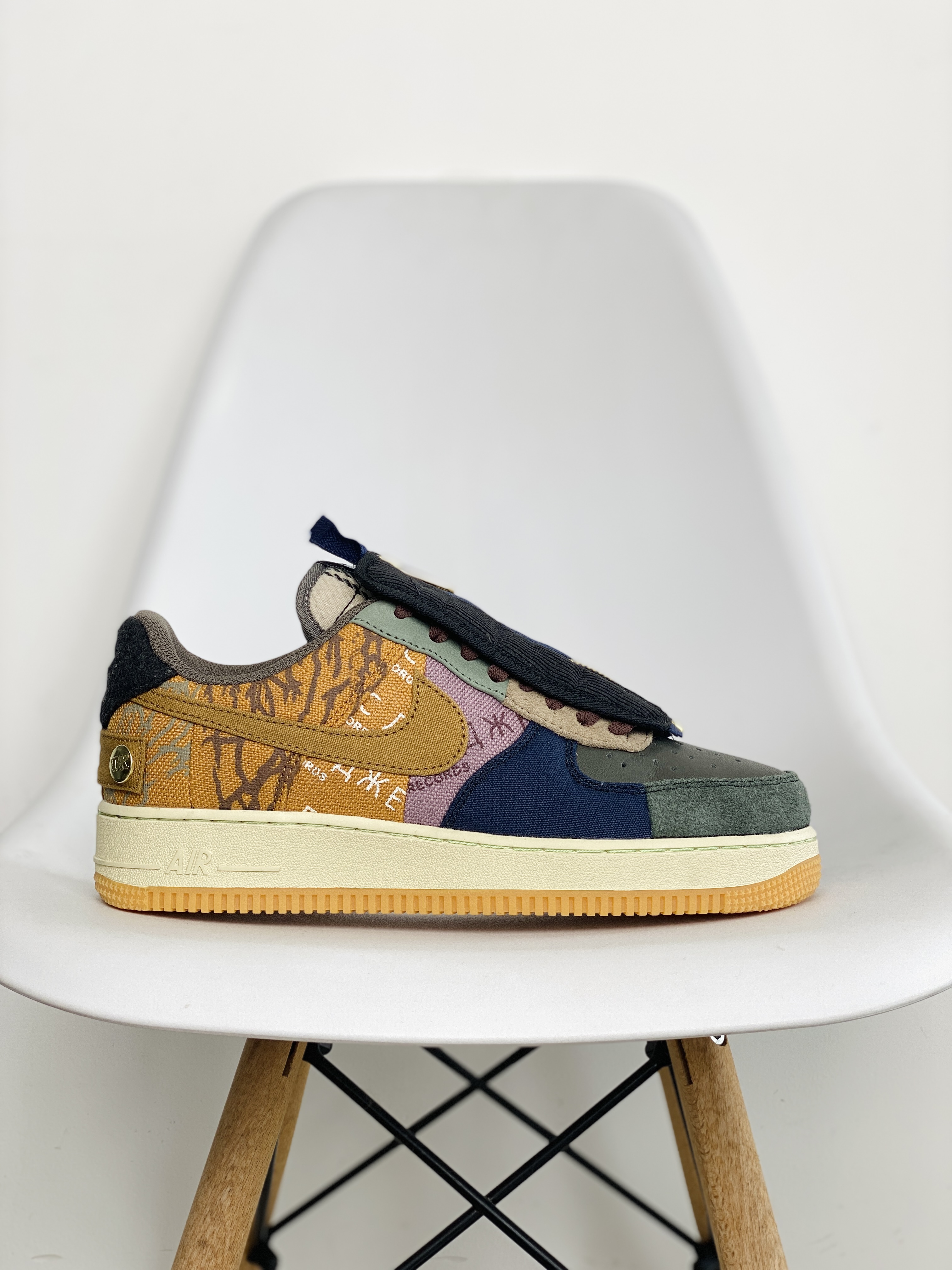 Travis Scott x Air Force 1 Cactus Jack TS 鬼脸 联名 拼接 空军一号 低筒 休闲鞋 板鞋 男鞋 女鞋 CN2405-900