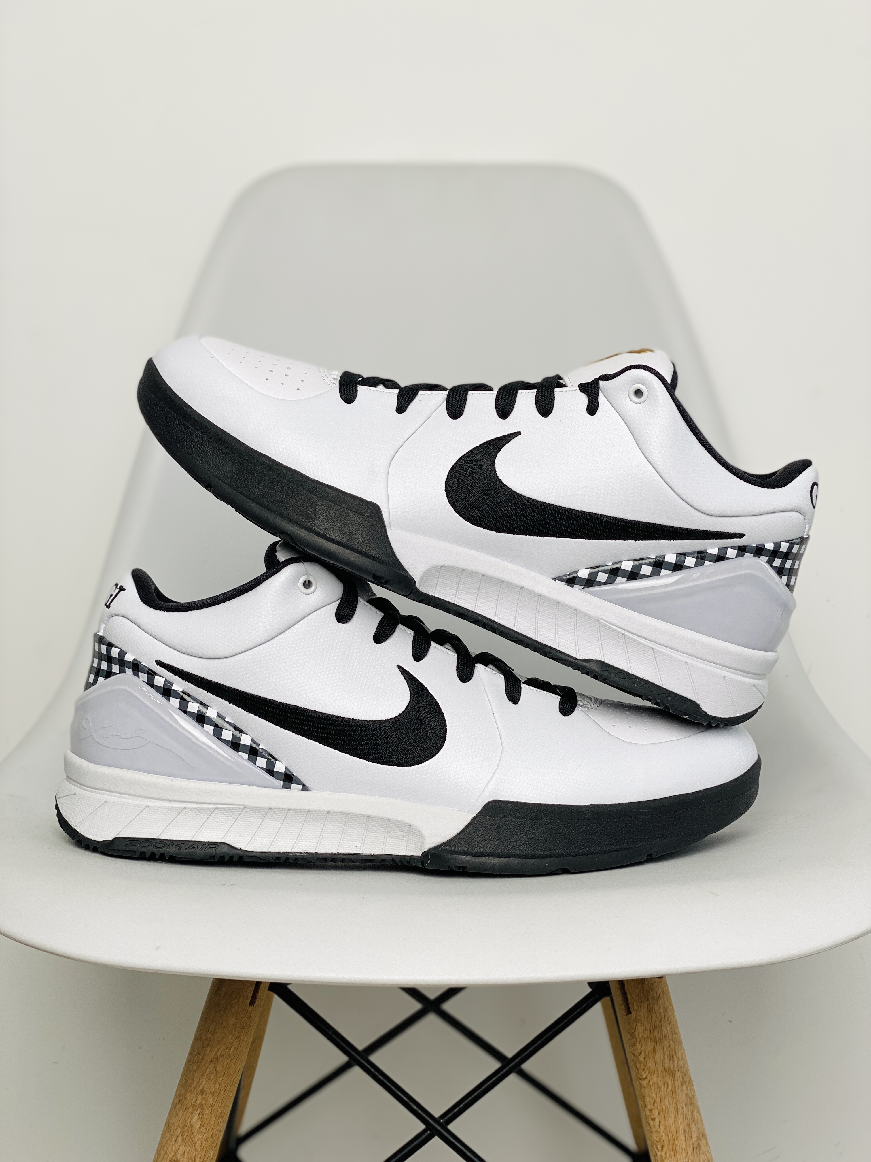 S2外贸 Kobe 4 Protro "Mambacita" Gigi Bryant 紀念款  前掌LUNAR泡棉 后掌气垫 黑白 低筒 科比 4 籃球鞋 实战鞋 球鞋 男鞋  黑白FJ9363-100