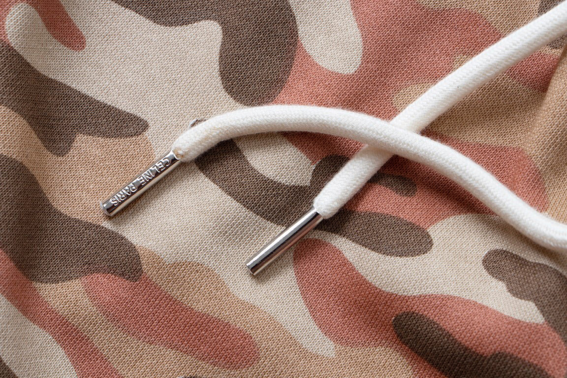  CELINE 赛琳 小刺绣 胶囊系列 字母logo 卫裤 黑色 休闲裤 运动裤 短裤 男女同款 黄迷彩