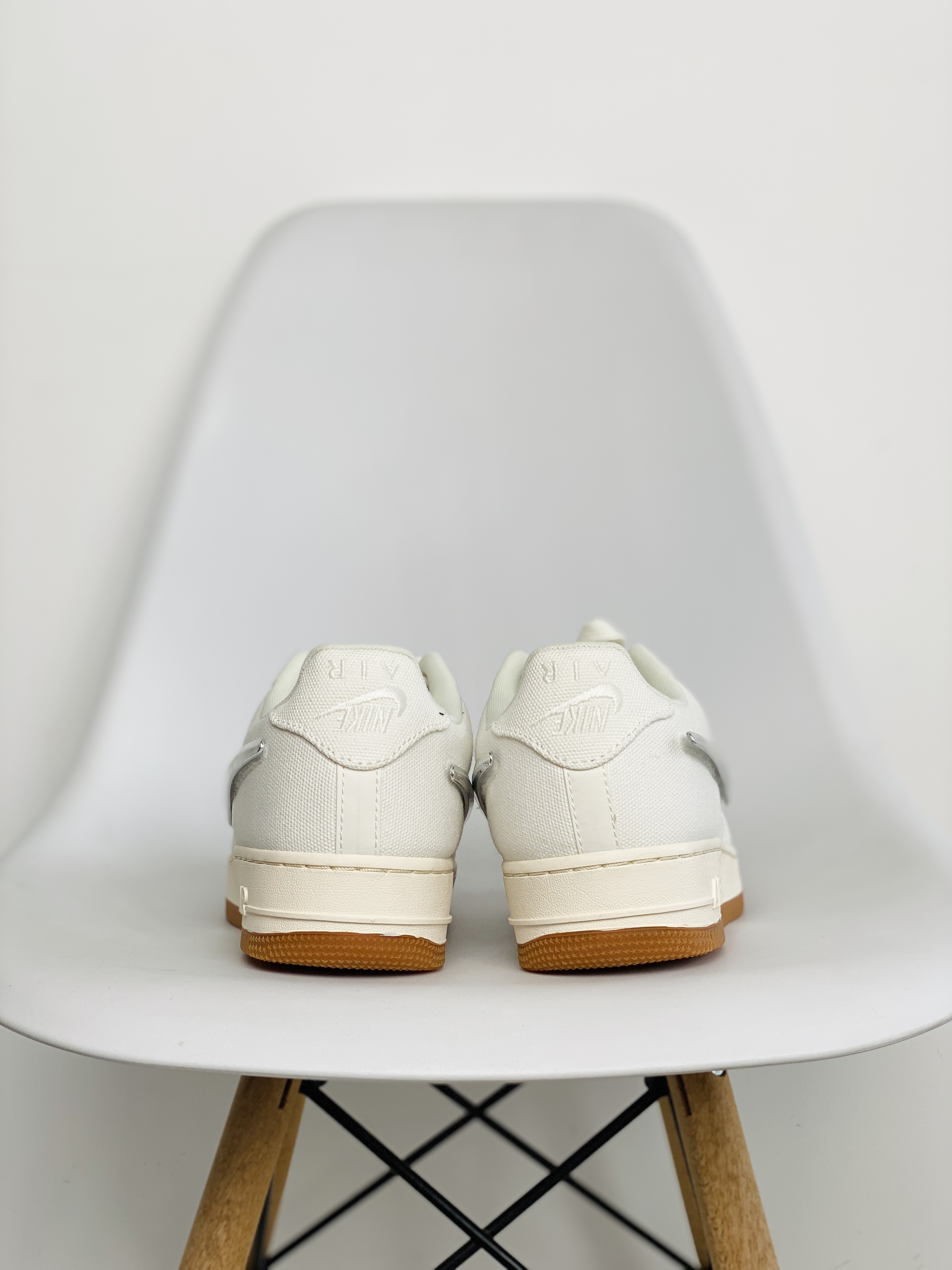 Travis Scott Nike  Force 1 Low Sail 換鉤  低筒 反光 休闲鞋 板鞋 男鞋 女鞋 米白色 AQ4211-101