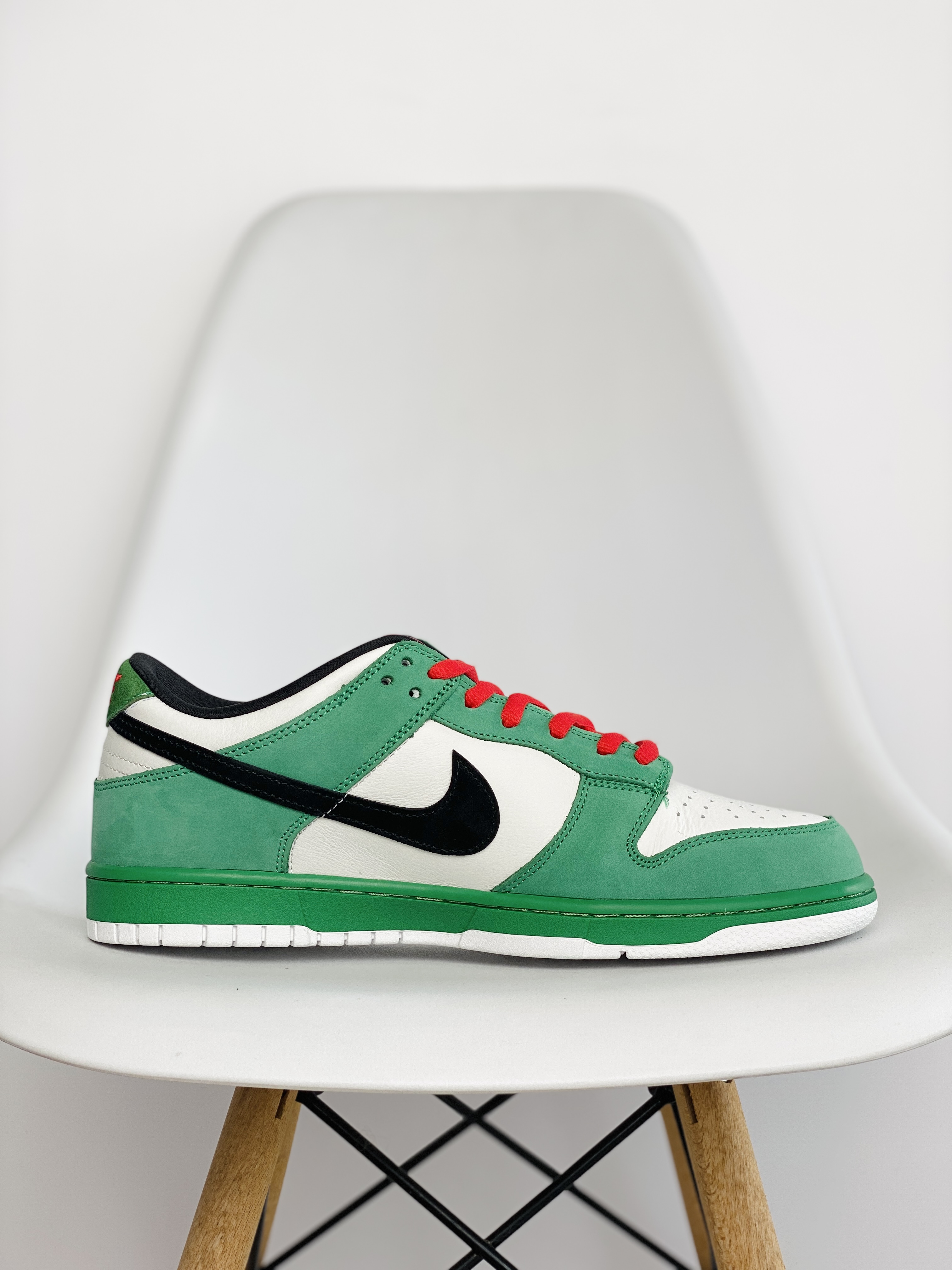 Dunk Low Heineken  低筒 復古 休闲鞋 原厂头层皮  板鞋 男鞋 女鞋 波鞋  喜力 304292-302