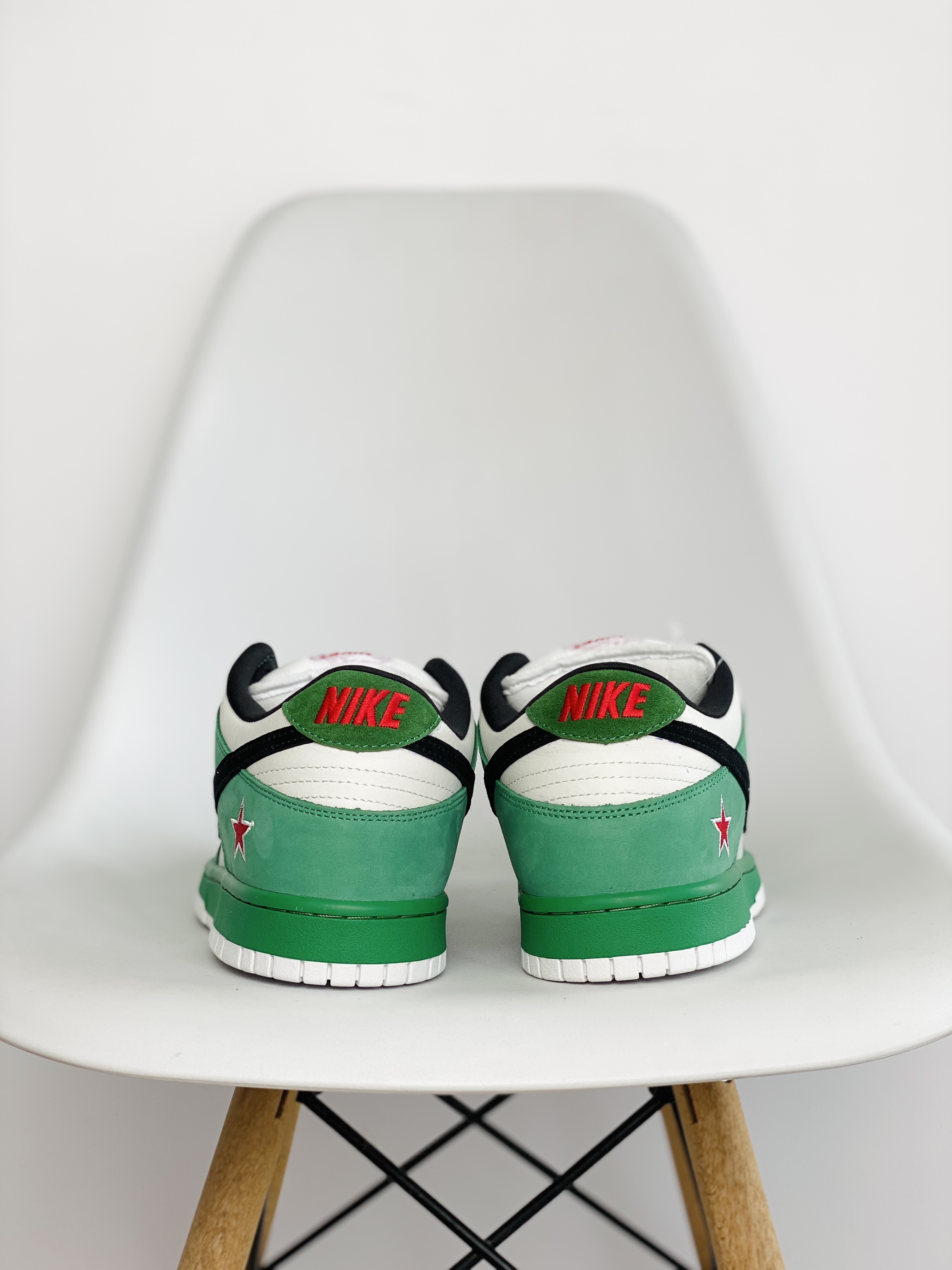 Dunk Low Heineken  低筒 復古 休闲鞋 原厂头层皮  板鞋 男鞋 女鞋 波鞋  喜力 304292-302