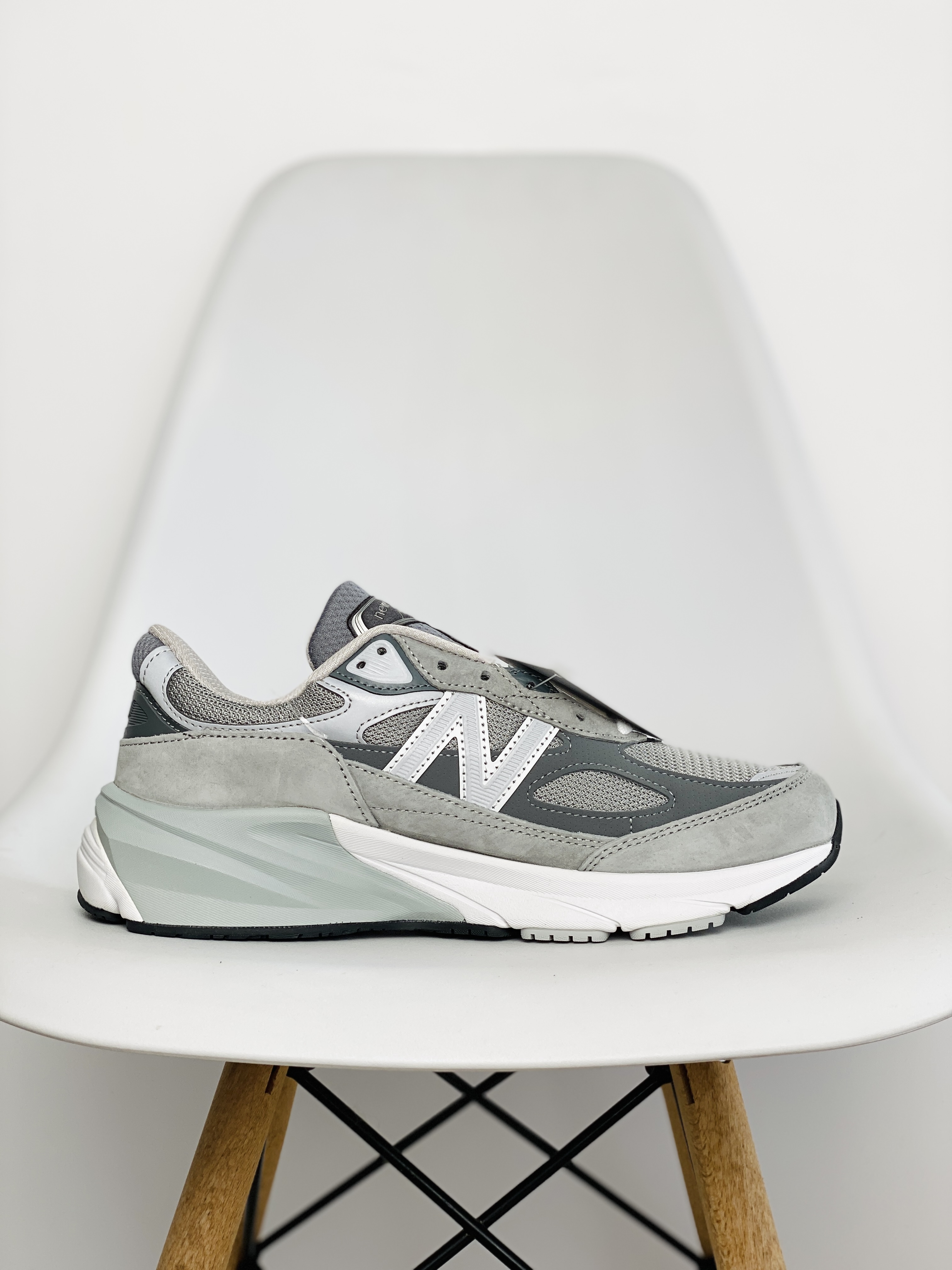新版 New Balance 990 V6 元祖灰色 低筒 潮流复古跑鞋 减震防滑 休闲鞋 板鞋 运动鞋 波鞋 男鞋 女鞋 M990GL6