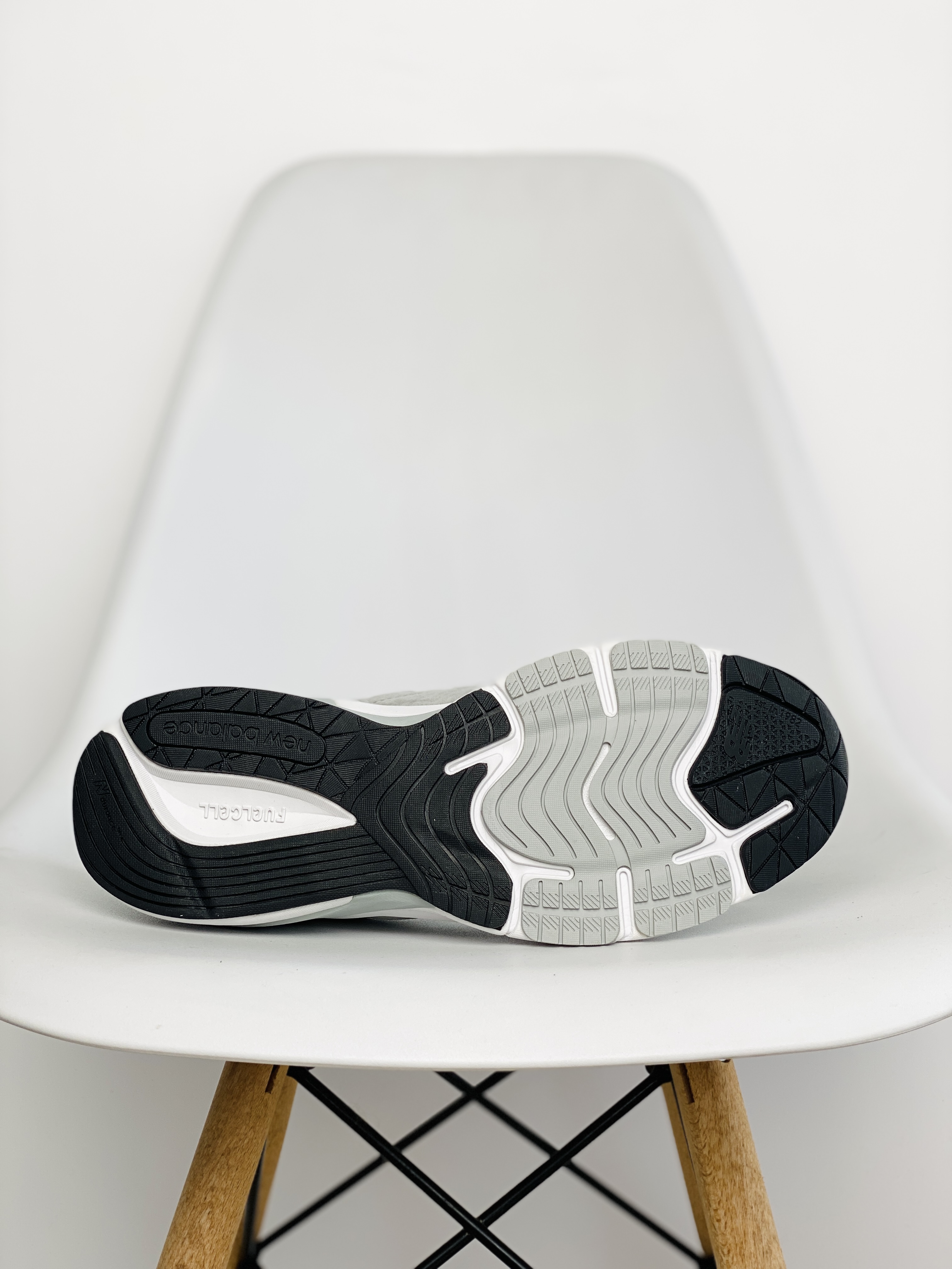 新版 New Balance 990 V6 元祖灰色 低筒 潮流复古跑鞋 减震防滑 休闲鞋 板鞋 运动鞋 波鞋 男鞋 女鞋 M990GL6