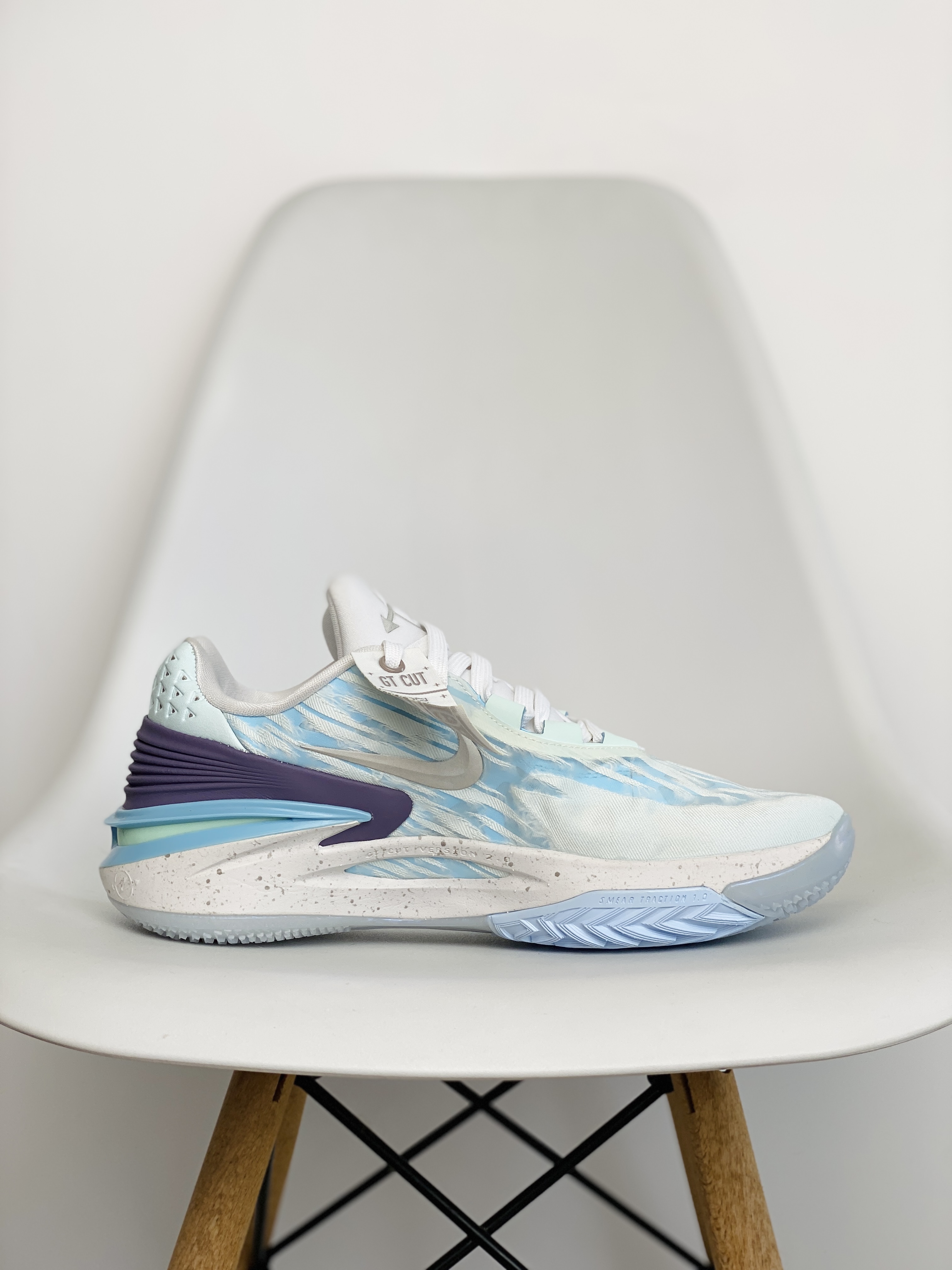  滅世 GT Cut 2.0 EP Dare To Fly 低筒 萤火防滑耐磨 籃球鞋 實戰鞋 球鞋 波鞋 男鞋 冷蓝 FB1866-101