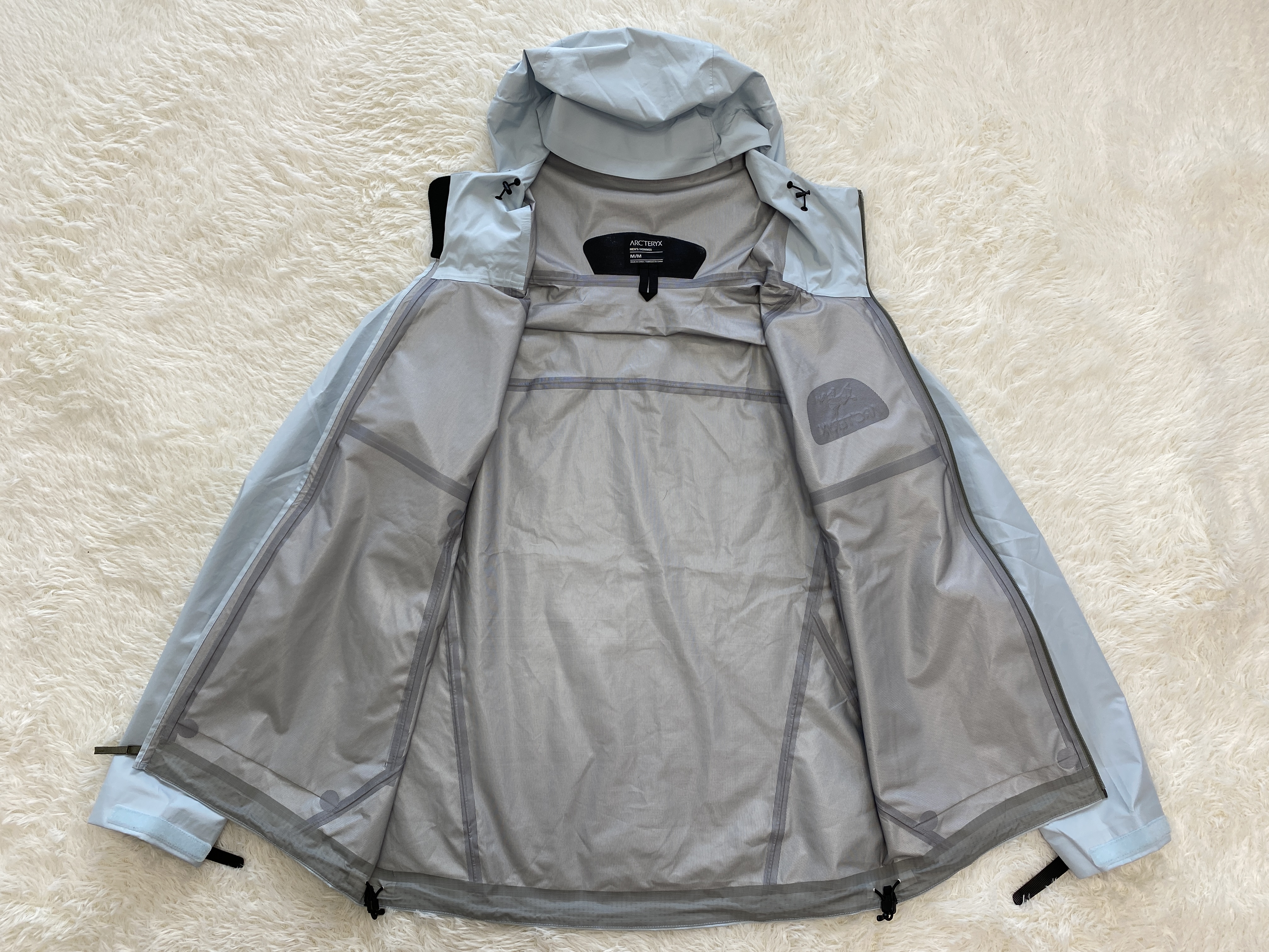 Arcteryx Beat LT Jacket GORE-TEX 始祖鳥 硬殼繫列  戶外 透氣 長袖  防風 防水  外套 夾克  沖鋒衣  以太藍 货号：26844