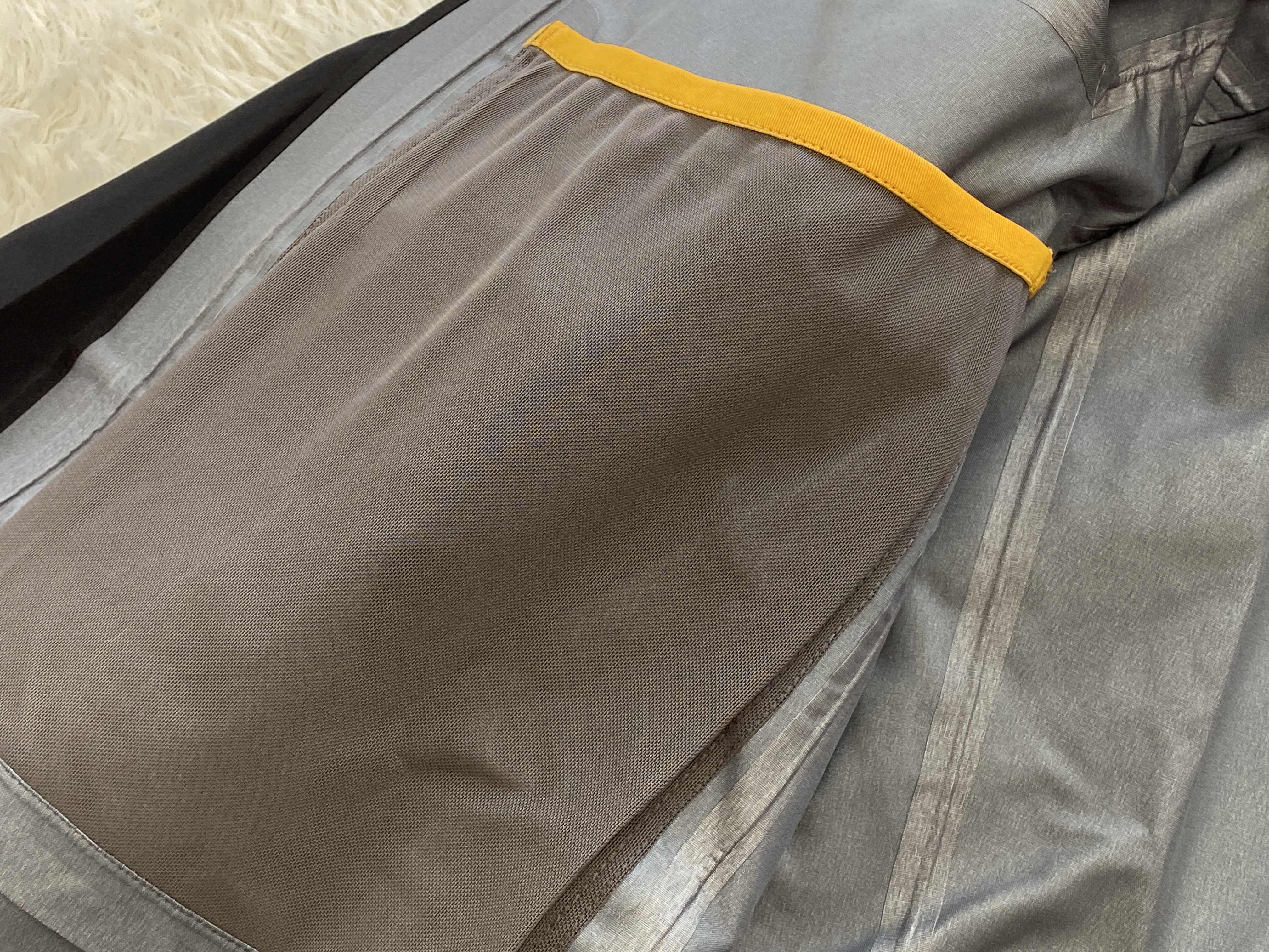 Arcteryx Alpha SV 始祖鳥  第6代 刺繡LOGO  戶外 透氣 長袖  防風 防水  外套 夾克  沖鋒衣  黑色黃刺繡 货号：25681