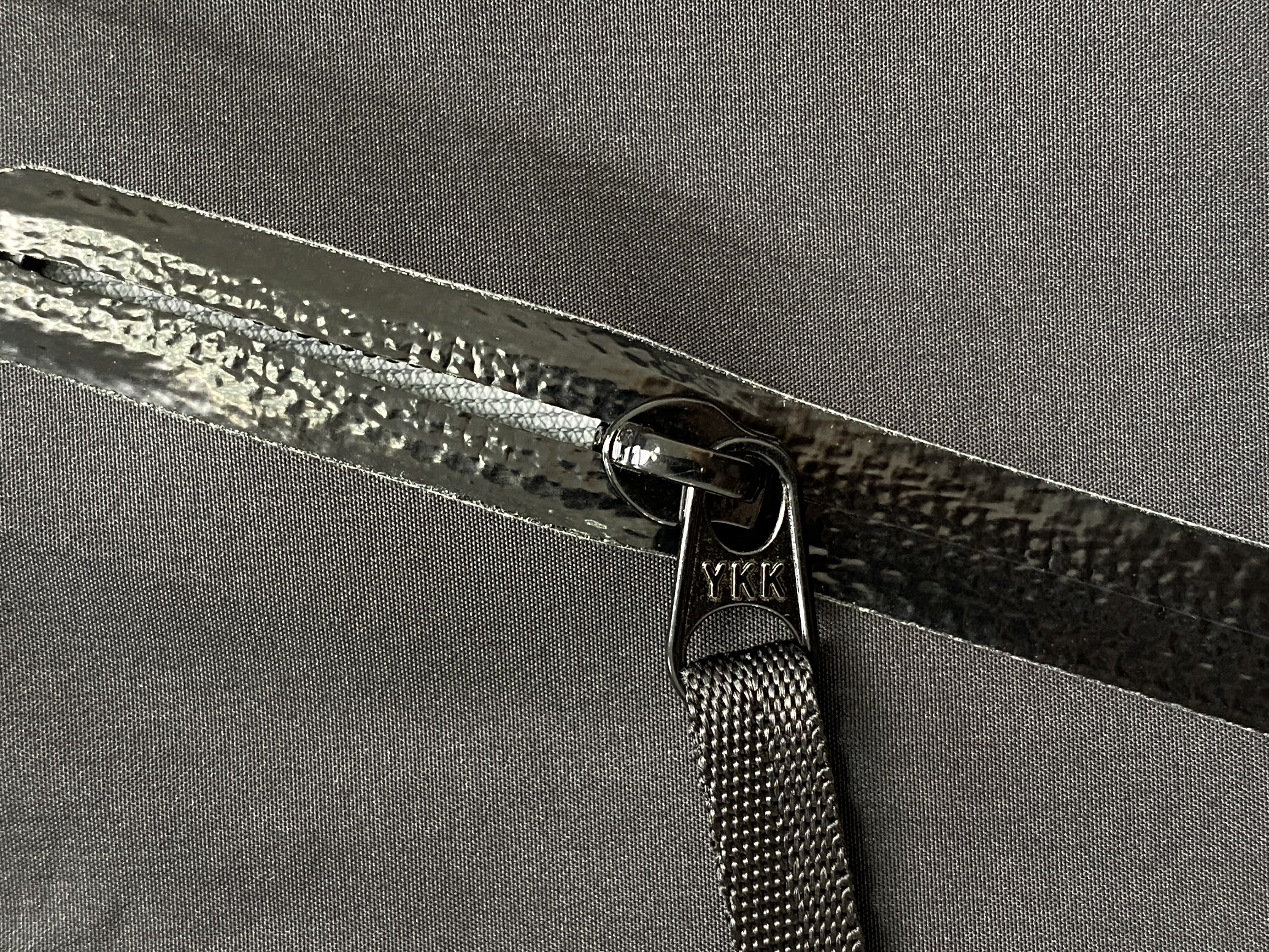 Arcteryx Beat LT Jacket 始祖鳥 硬殼繫列 黑色 白淺灰刺繡 沖鋒衣 長袖  防風 防水 戶外 外套 夾克  黑色 货号：31346  