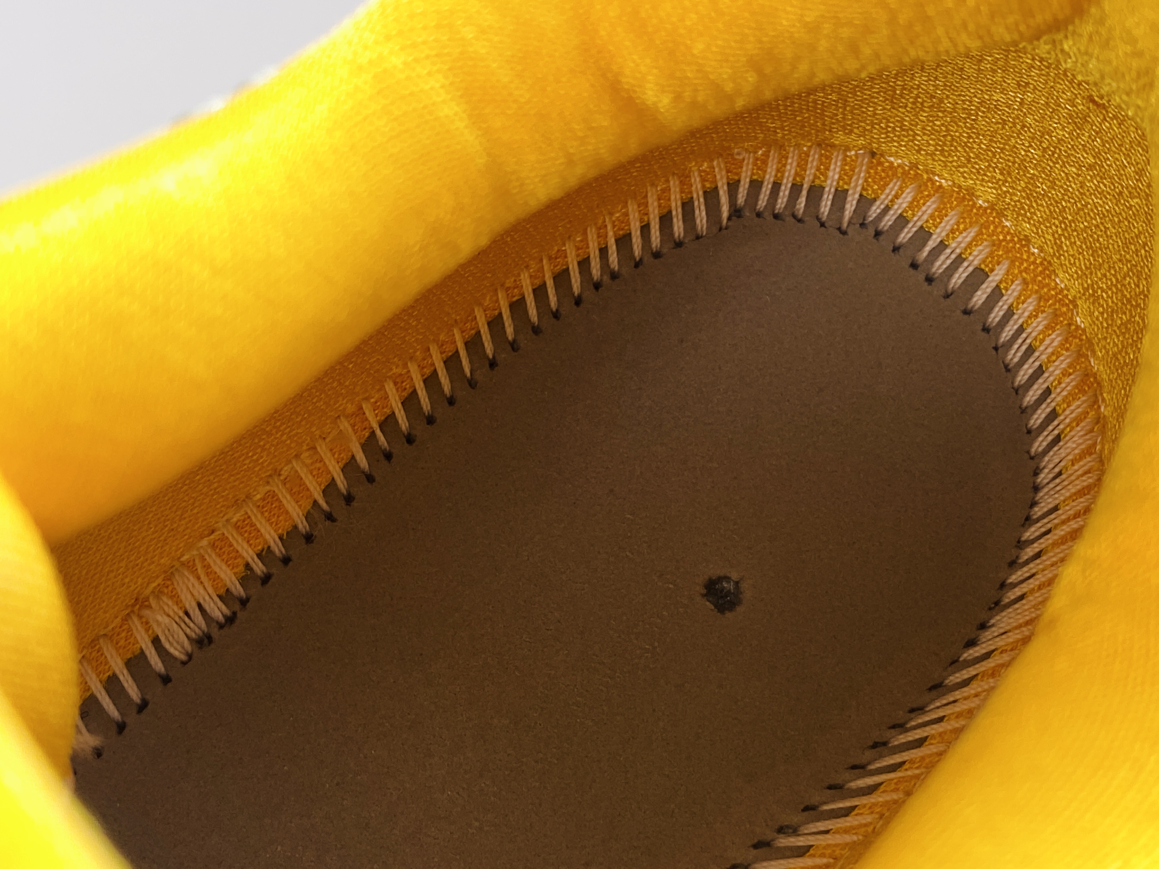 需预定 H12 Kobe6 季后赛 球鞋 籃球鞋 實戰鞋 前掌气垫 后掌EVA  真碳板 波鞋 男鞋    CW2190-100