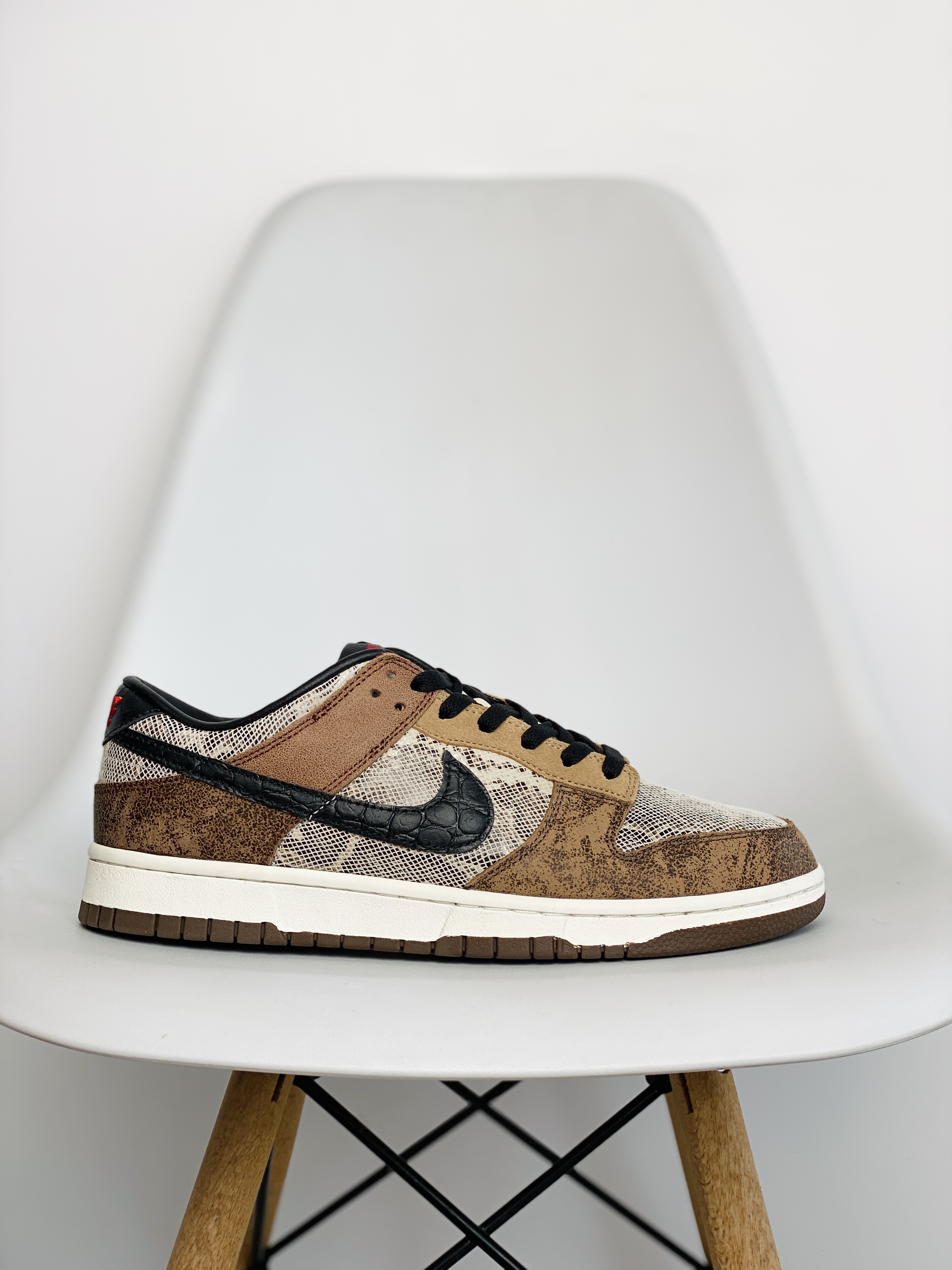 Dunk Low  CO JP  蛇纹 低筒 休闲鞋 板鞋 男鞋 女鞋 白色 棕色FJ5434-120