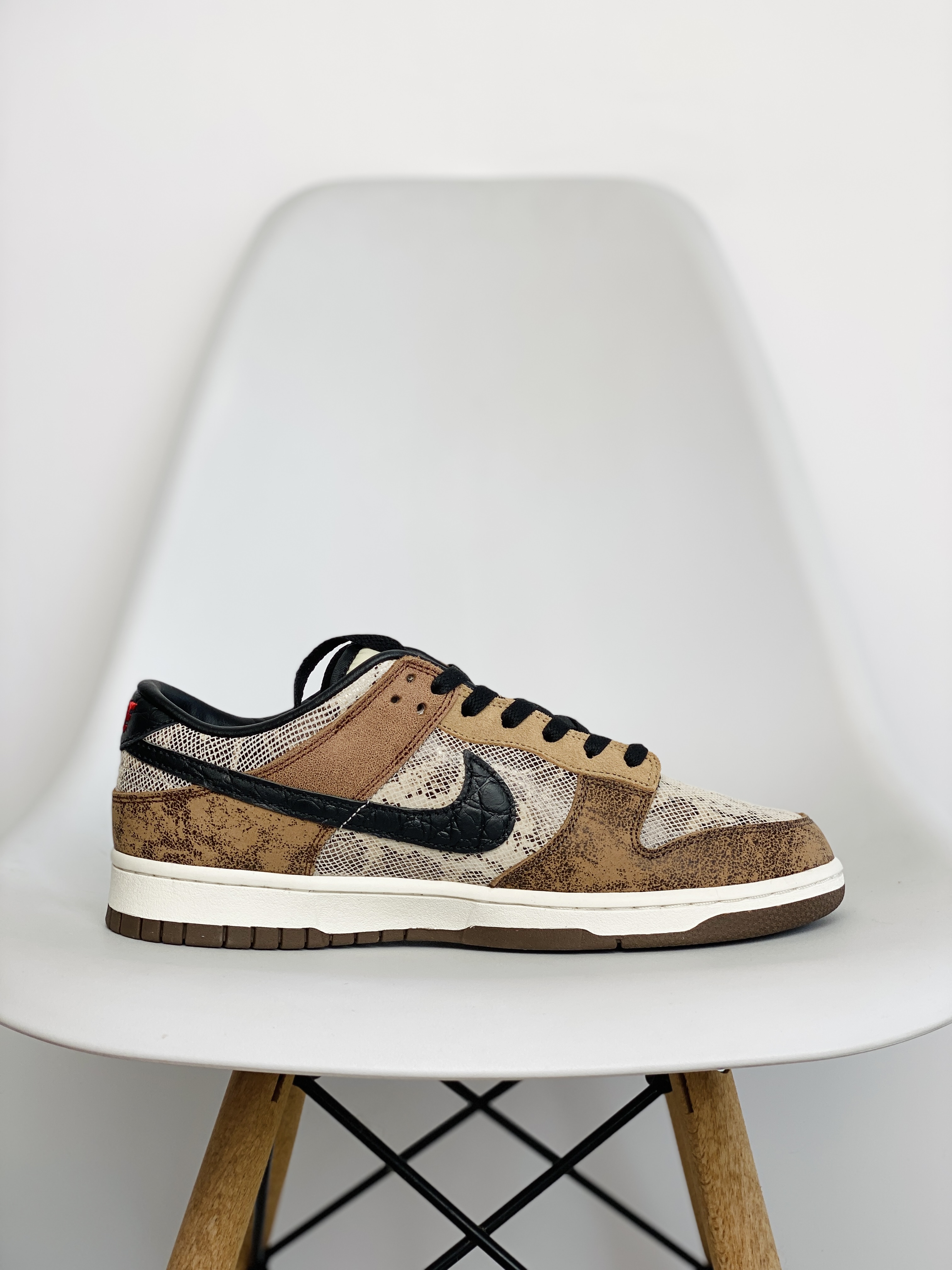 Dunk Low  CO JP  蛇纹 低筒 休闲鞋 板鞋 男鞋 女鞋 白色 棕色FJ5434-120