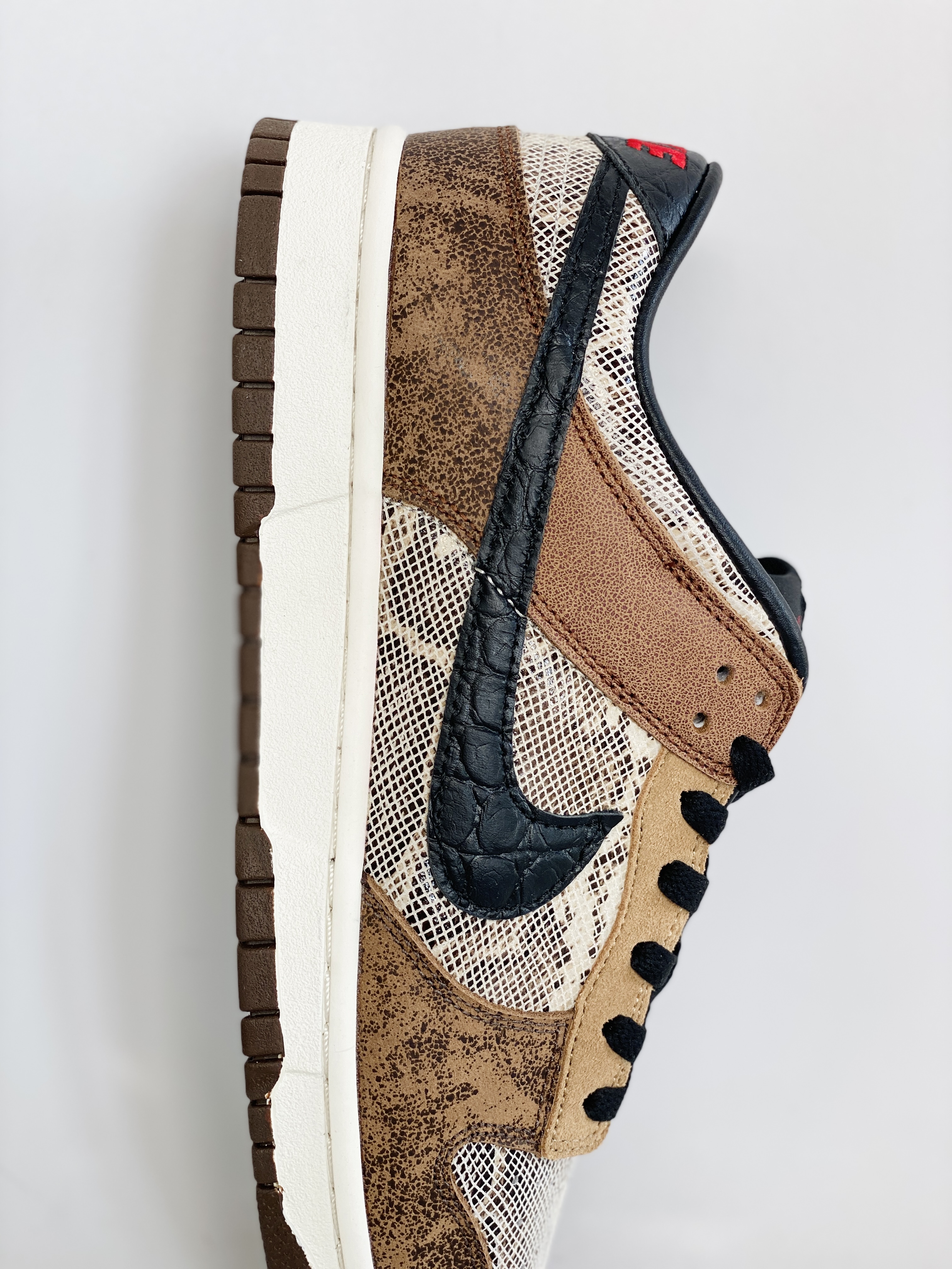 Dunk Low  CO JP  蛇纹 低筒 休闲鞋 板鞋 男鞋 女鞋 白色 棕色FJ5434-120