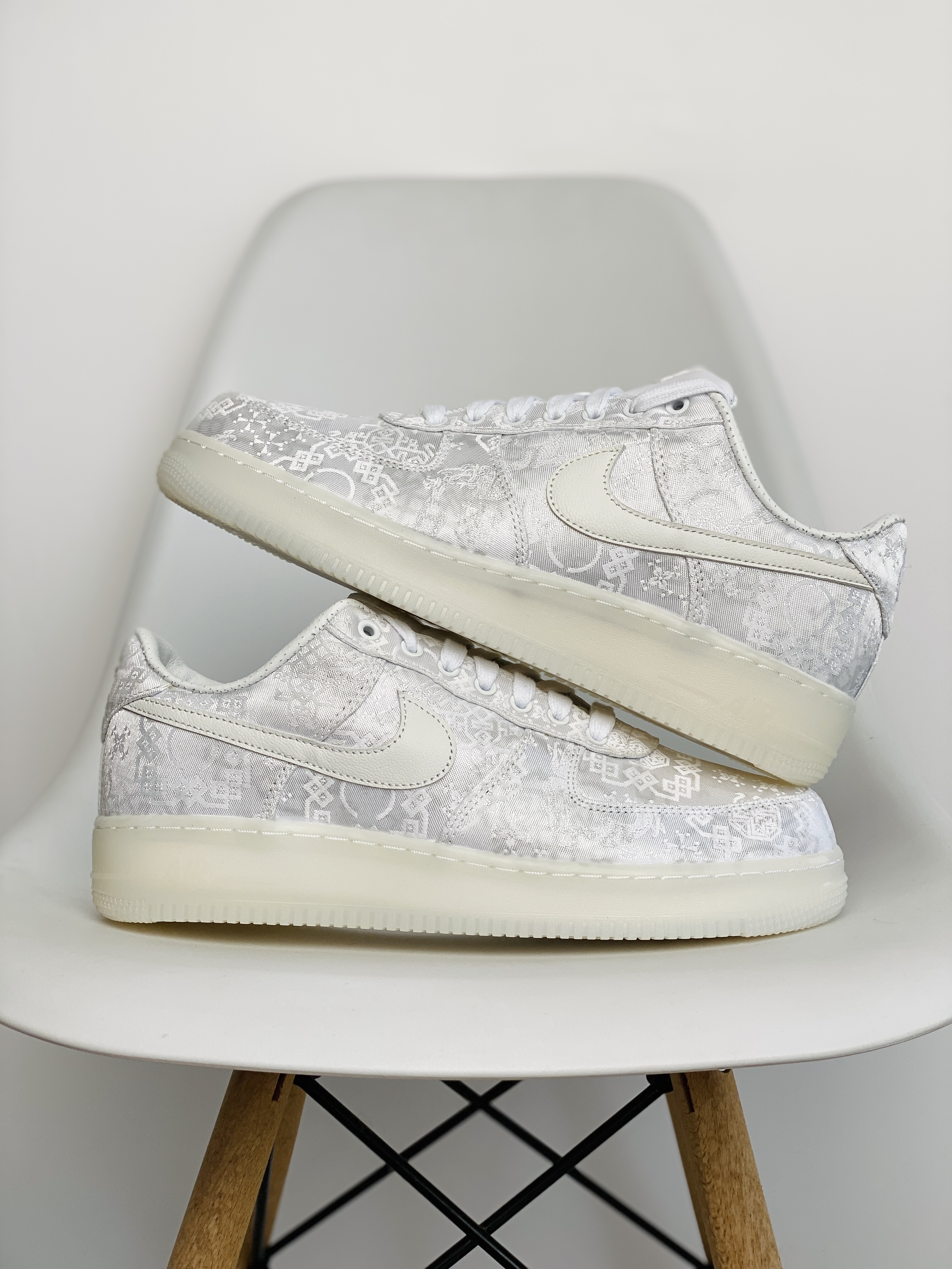  CLOT Air Force  1 Low World 陳冠希 撕撕樂  低筒 篮球鞋 运动鞋 休闲鞋 男鞋 白絲綢 AO9286-100