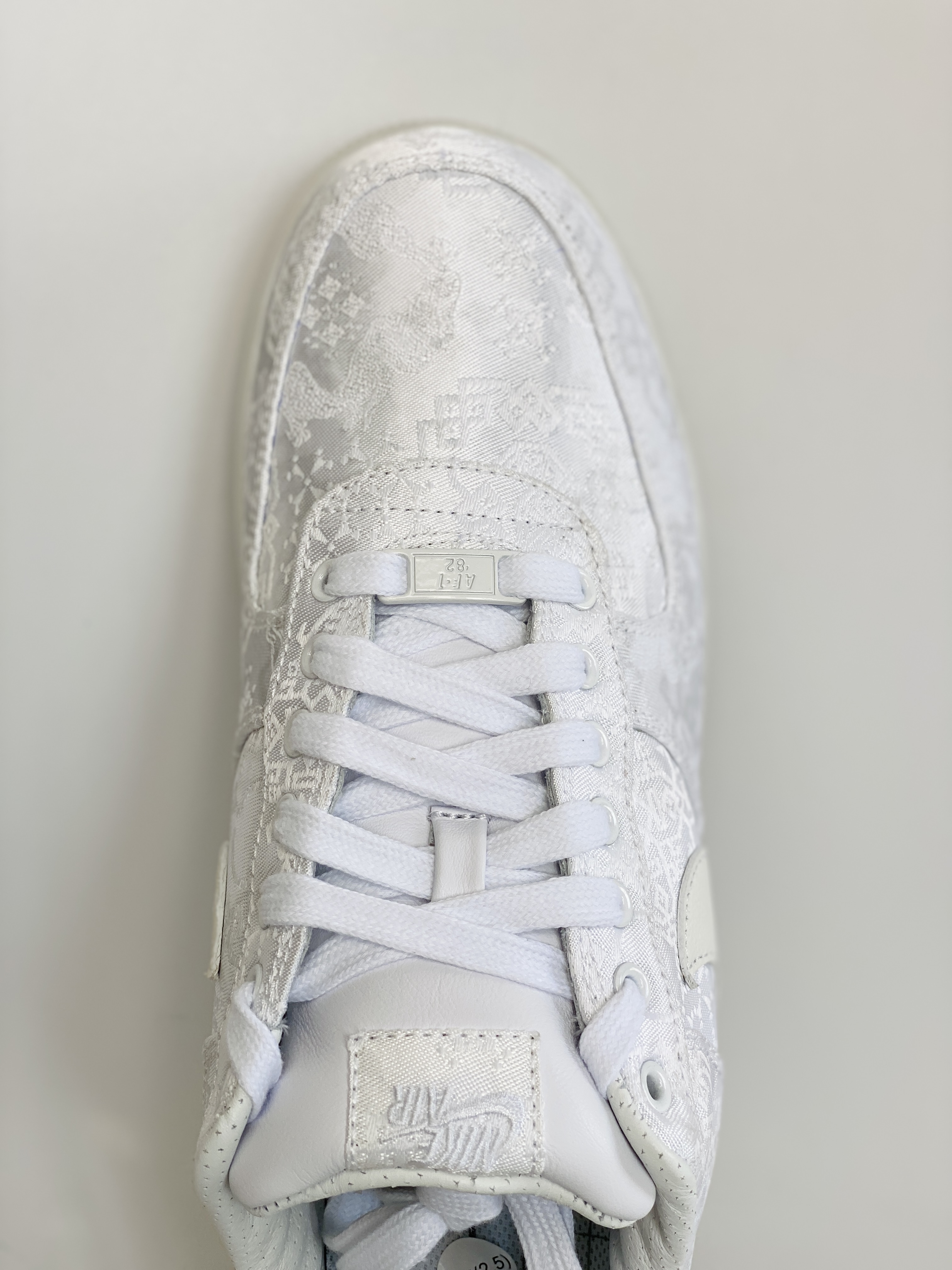  CLOT Air Force  1 Low World 陳冠希 撕撕樂  低筒 篮球鞋 运动鞋 休闲鞋 男鞋 白絲綢 AO9286-100