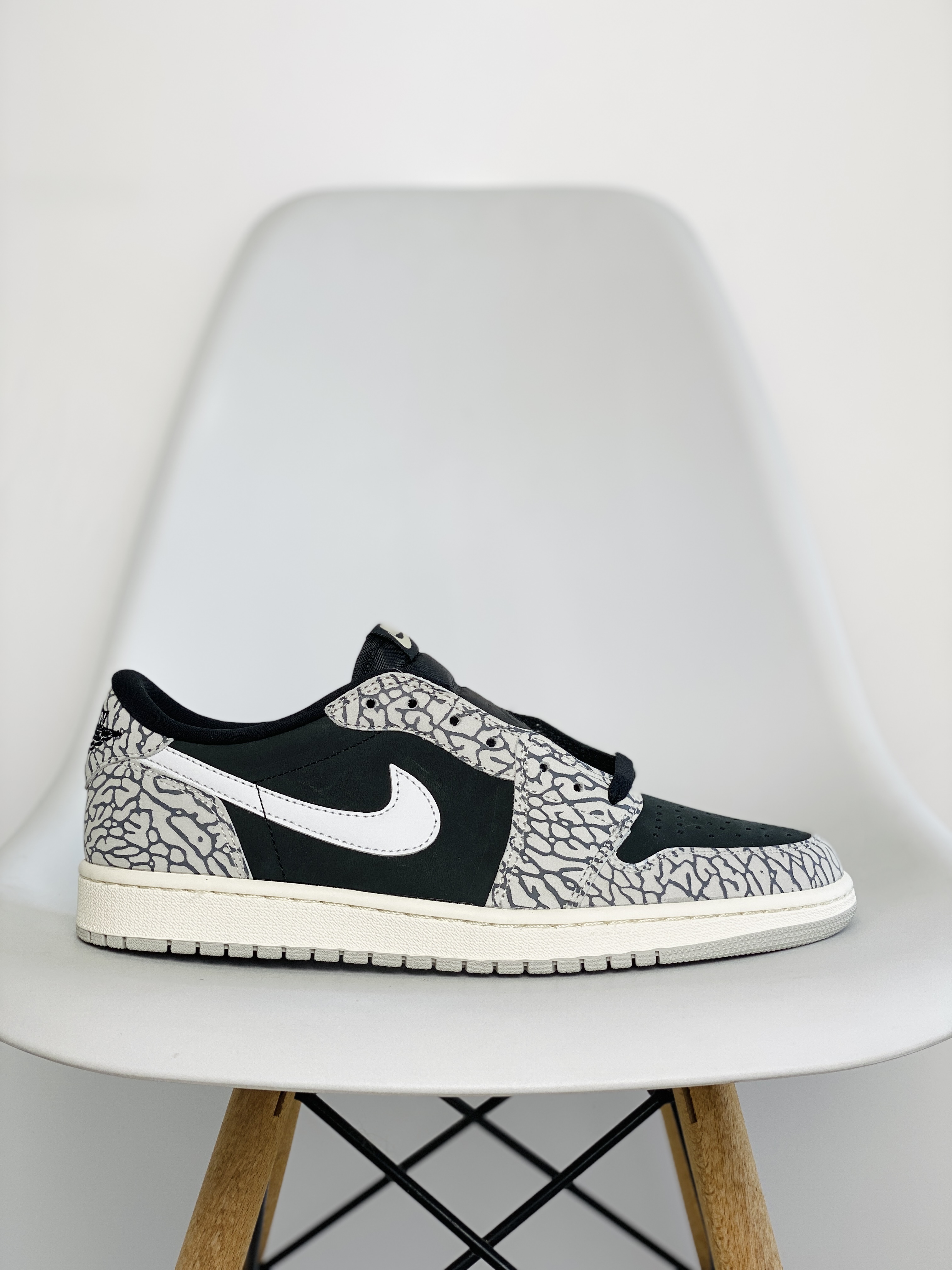 Air Jordan 1 Low OG AJ1 Black Eleohant   低筒 气垫 休闲鞋 板鞋 球鞋 男鞋 女鞋 大象 爆裂纹 黑灰CZ0790-001