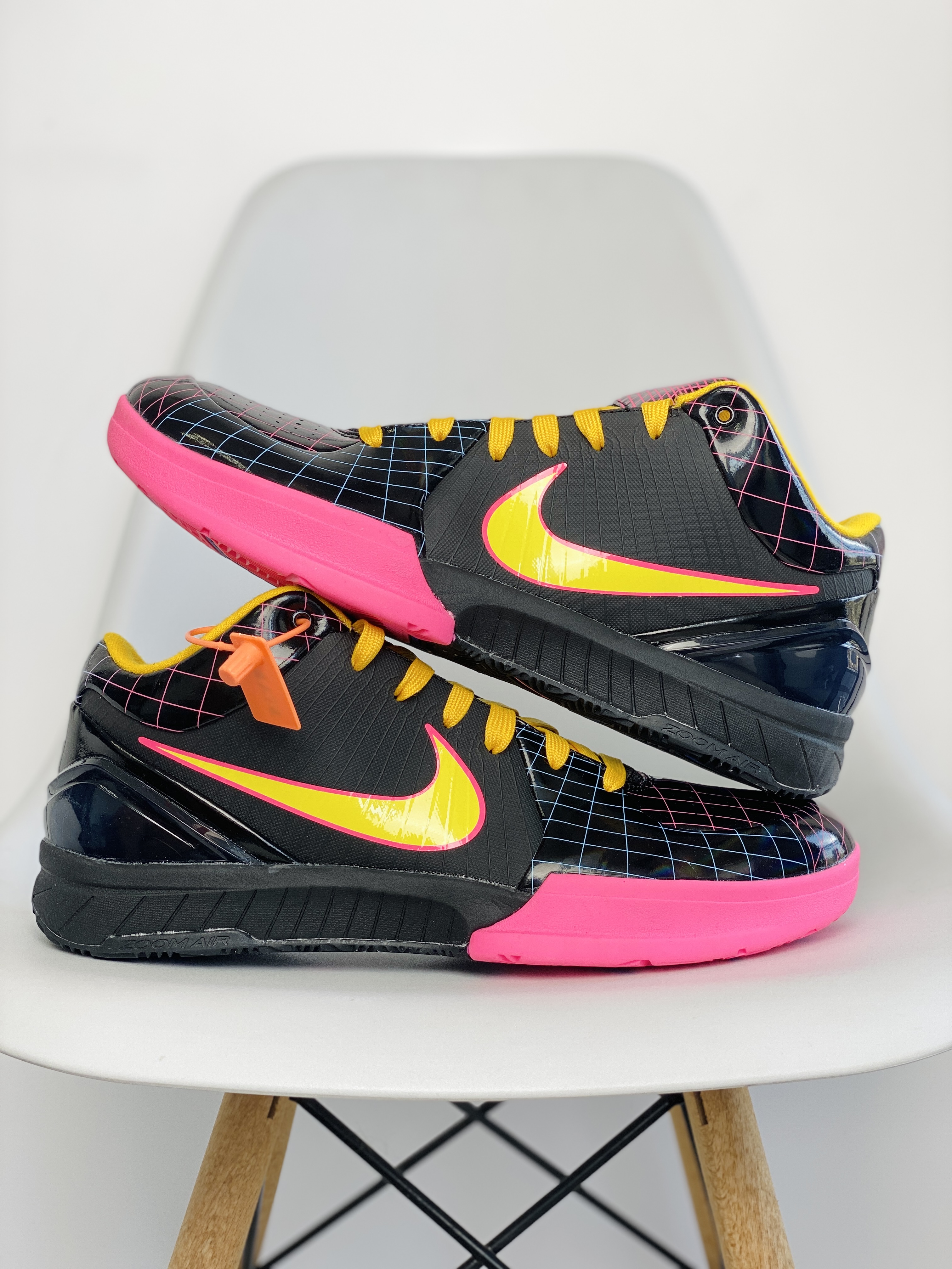  STAR Kobe4 colorway 德罗赞PE 低筒   科比 4  氣墊 篮球鞋 实战鞋 球鞋 男鞋  波鞋 速度版