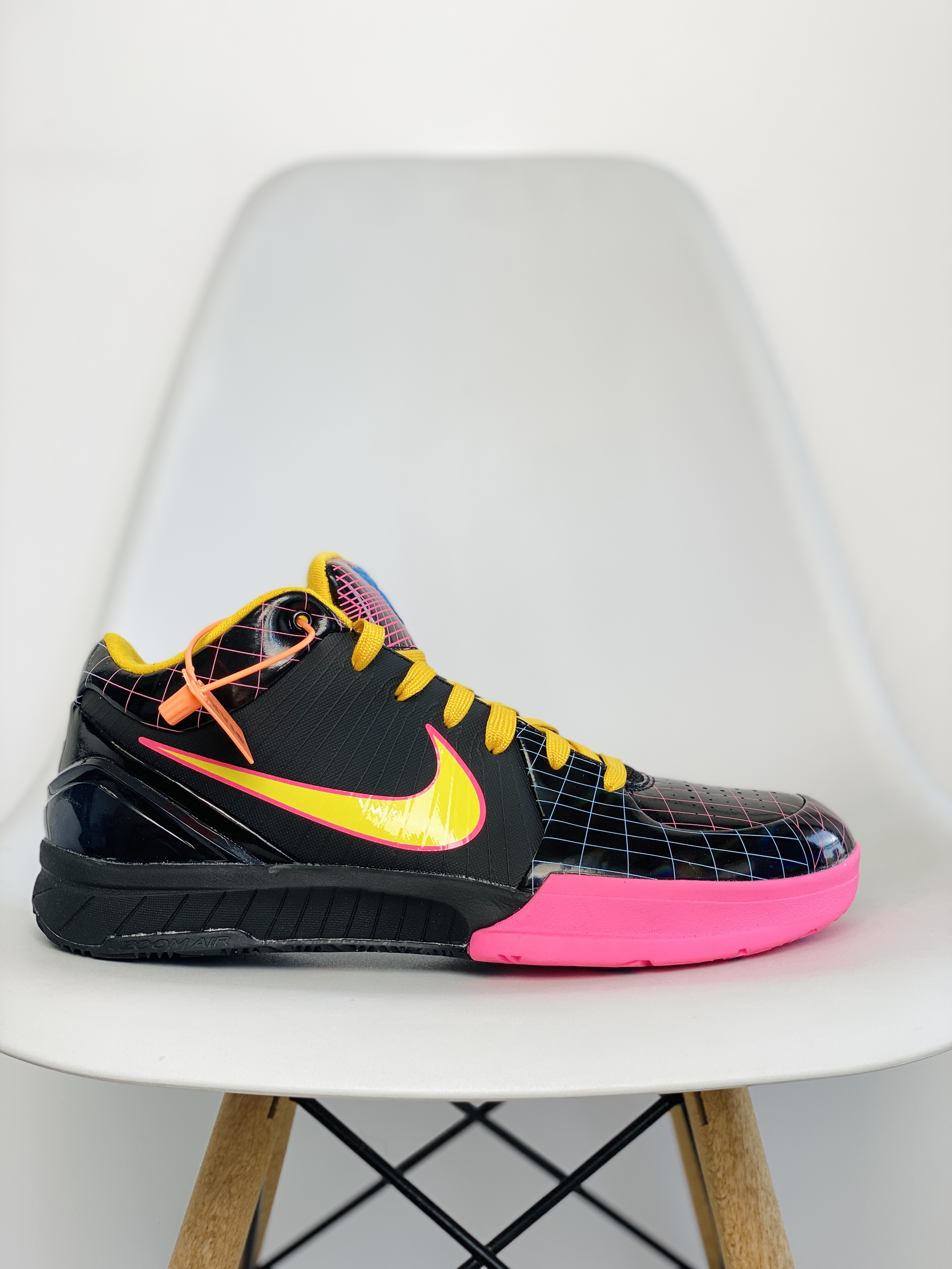  STAR Kobe4 colorway 德罗赞PE 低筒   科比 4  氣墊 篮球鞋 实战鞋 球鞋 男鞋  波鞋 速度版