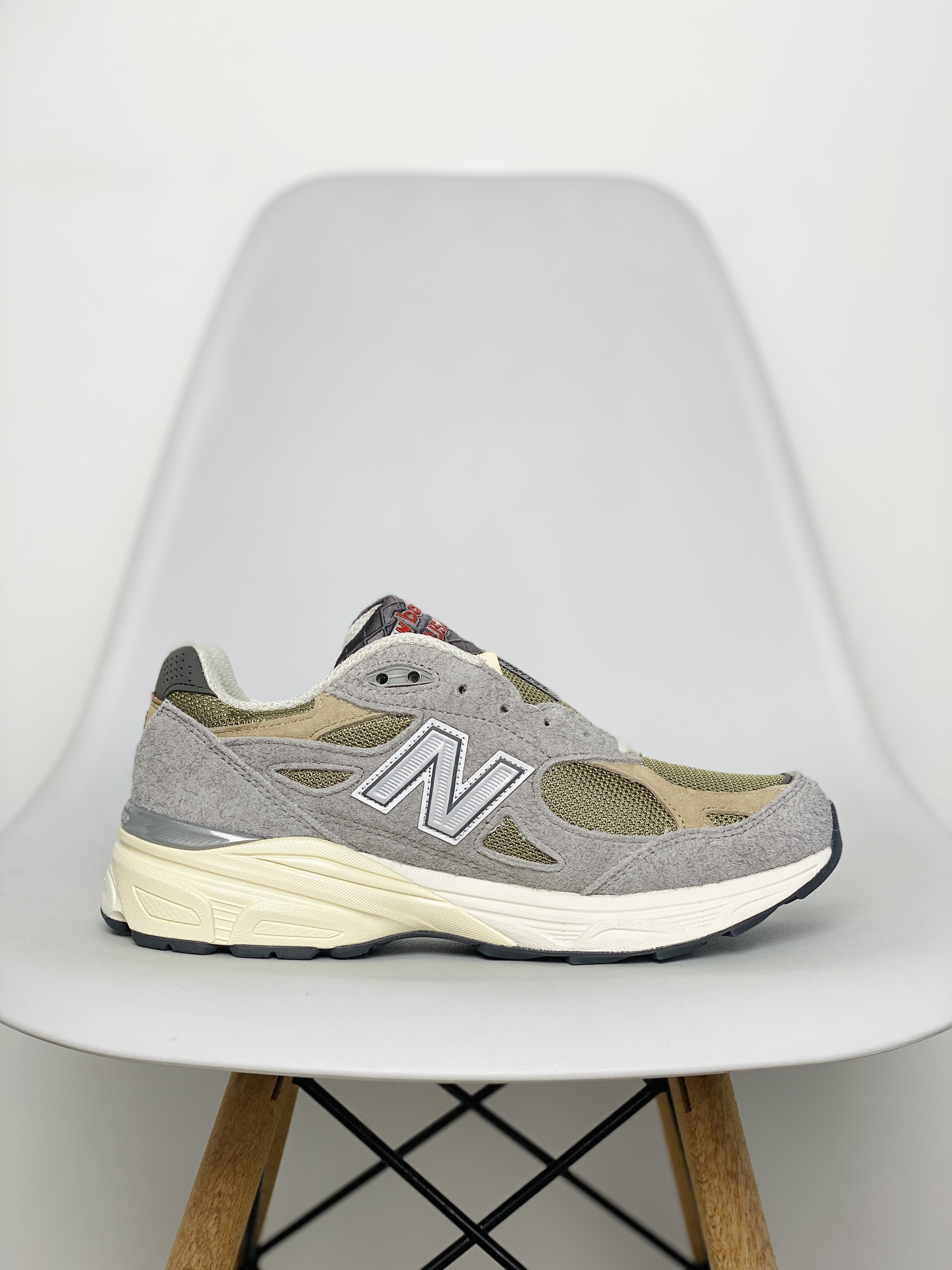 新版 New Balance Teddy Made系列 990 V3 低筒 复古跑鞋 休闲鞋 板鞋 运动鞋 男鞋 女鞋 灰粽 M990TG3