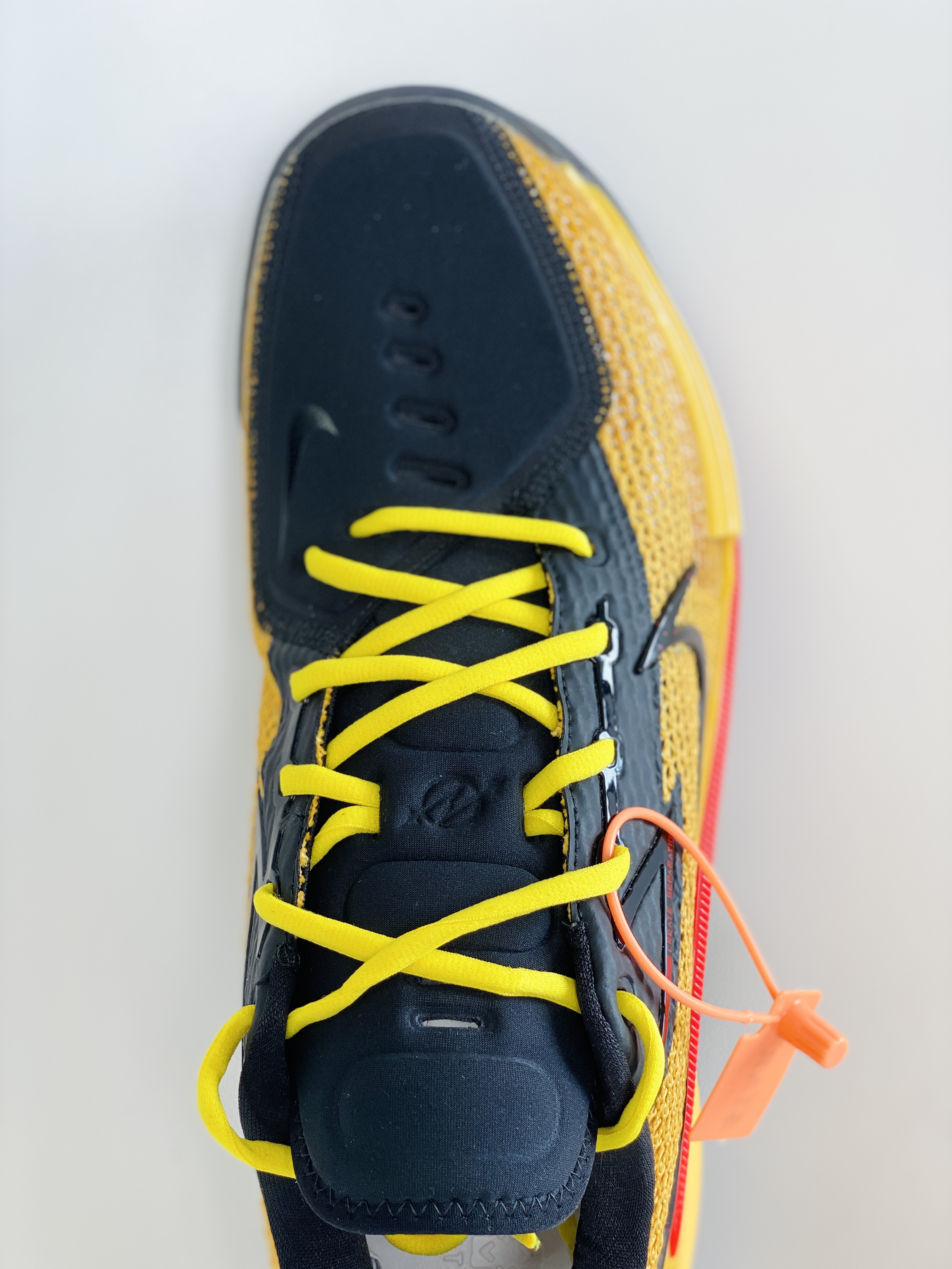 需预定 STAR  GT Cut Black Fusion Red 中底＋碳板版本  低筒  篮球鞋 球鞋 实战鞋 全掌气垫 TPU抗扭 黑黃李小龍