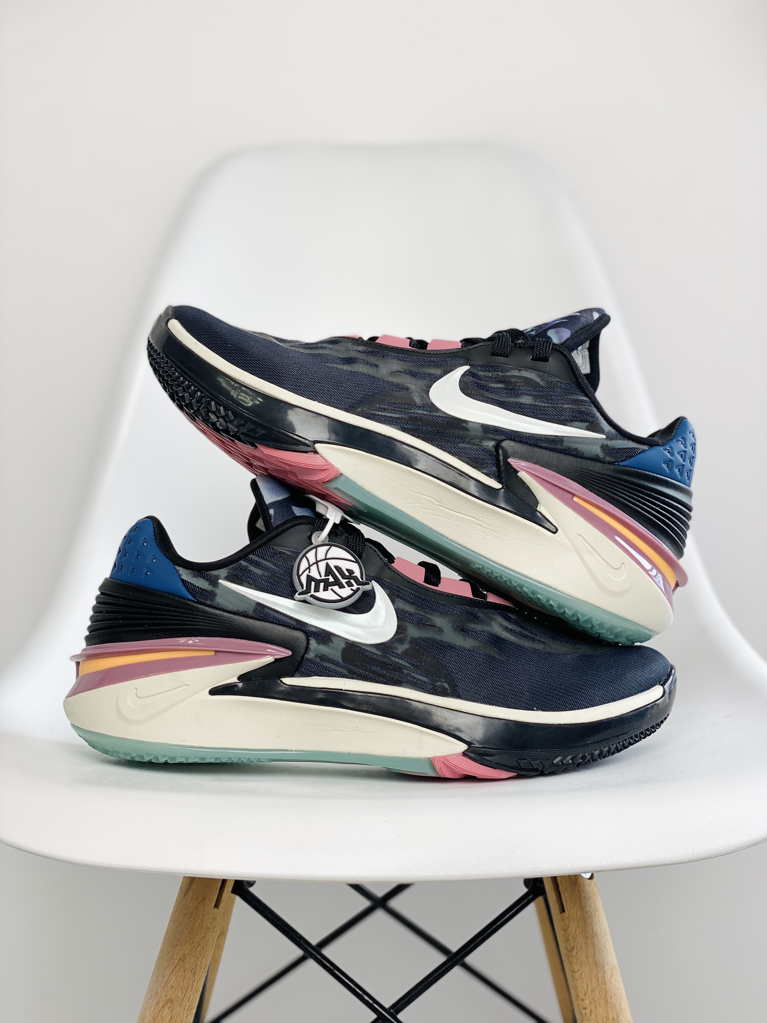 滅世 GT Cut 2.0  低筒   全掌 气垫 防滑耐磨 籃球鞋 實戰鞋 球鞋 波鞋 男鞋 白黑 DJ6013-003