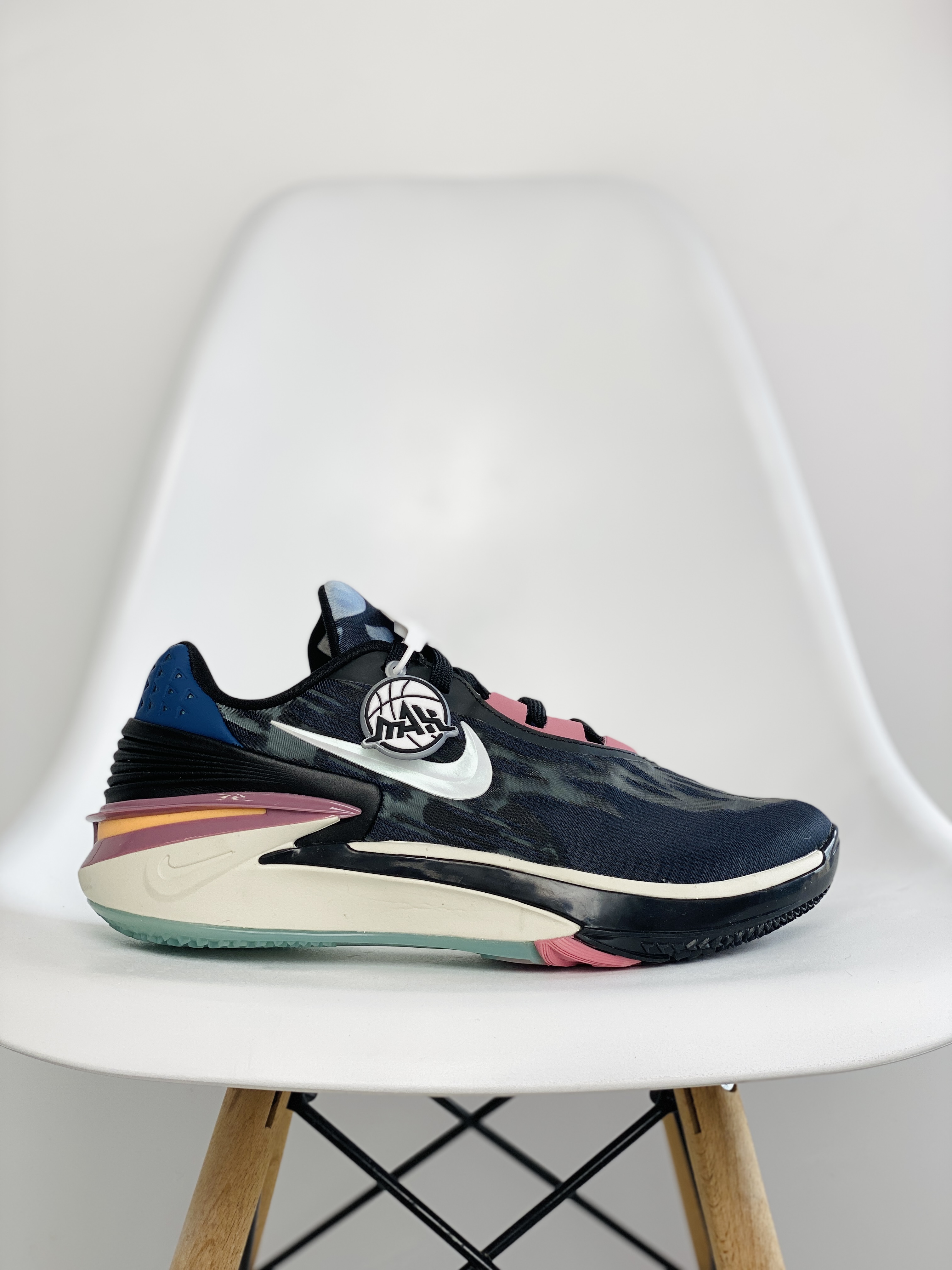 滅世 GT Cut 2.0  低筒   全掌 气垫 防滑耐磨 籃球鞋 實戰鞋 球鞋 波鞋 男鞋 白黑 DJ6013-003