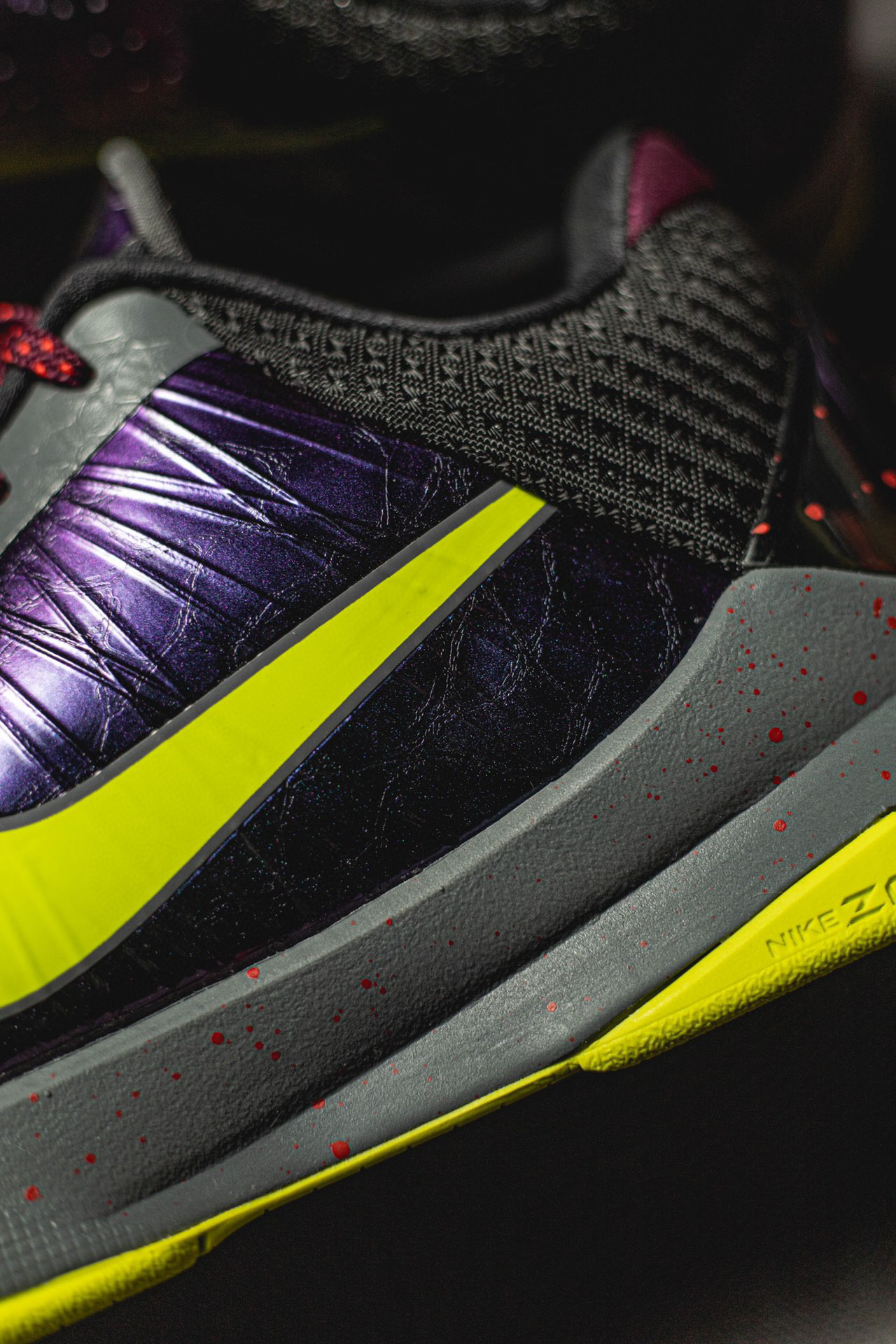 到货后不可临时取消退换 H12 KOBE5  Chaos  低筒 前掌气垫 球鞋 籃球鞋 實戰鞋  真碳板 男鞋 暗黑小丑CD4991-001