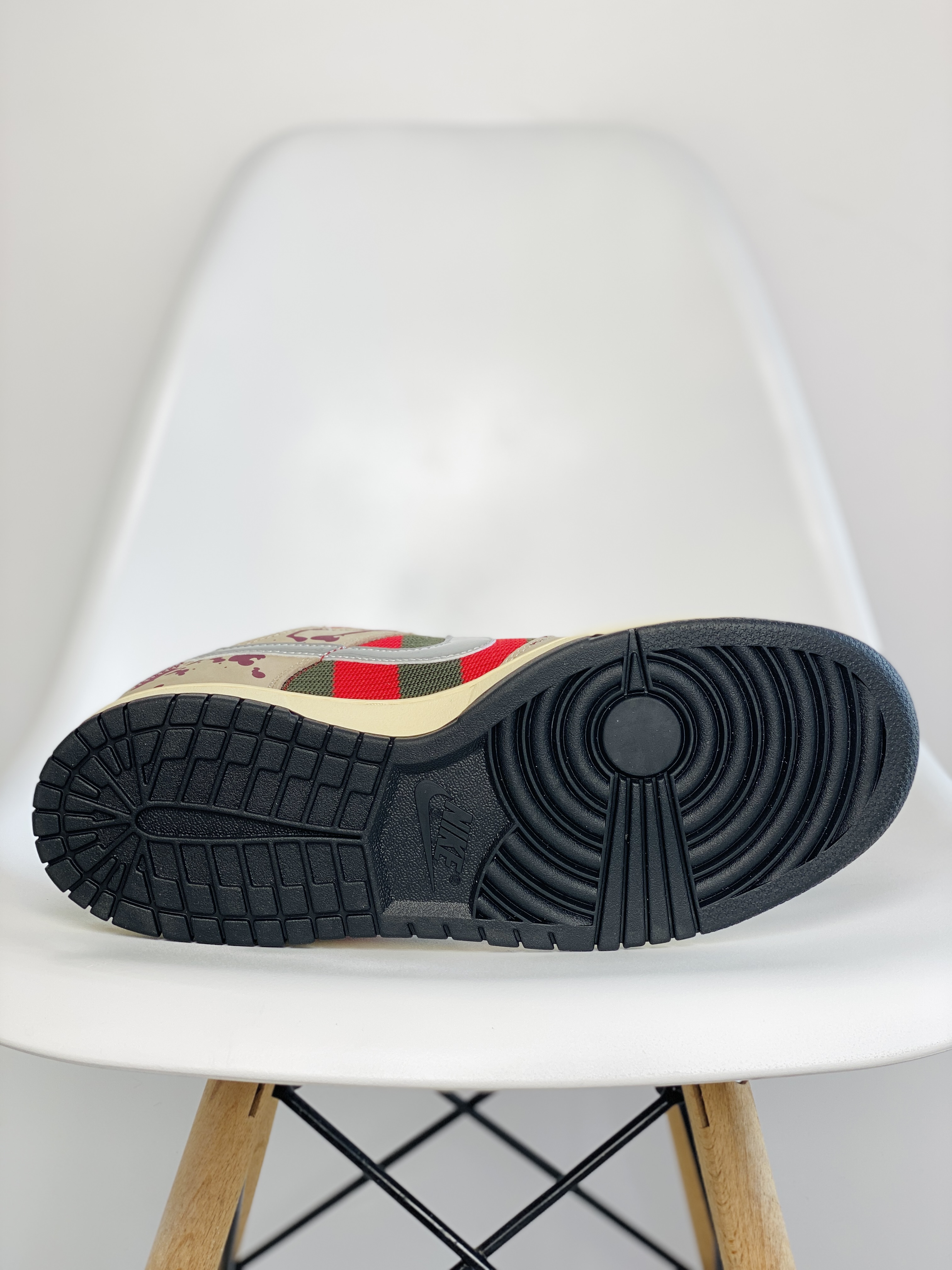 Nike Dunk SB Low Freddy Krueger 猛鬼街 灰红 低筒 休闲鞋 板鞋 男鞋 女鞋 313170-202