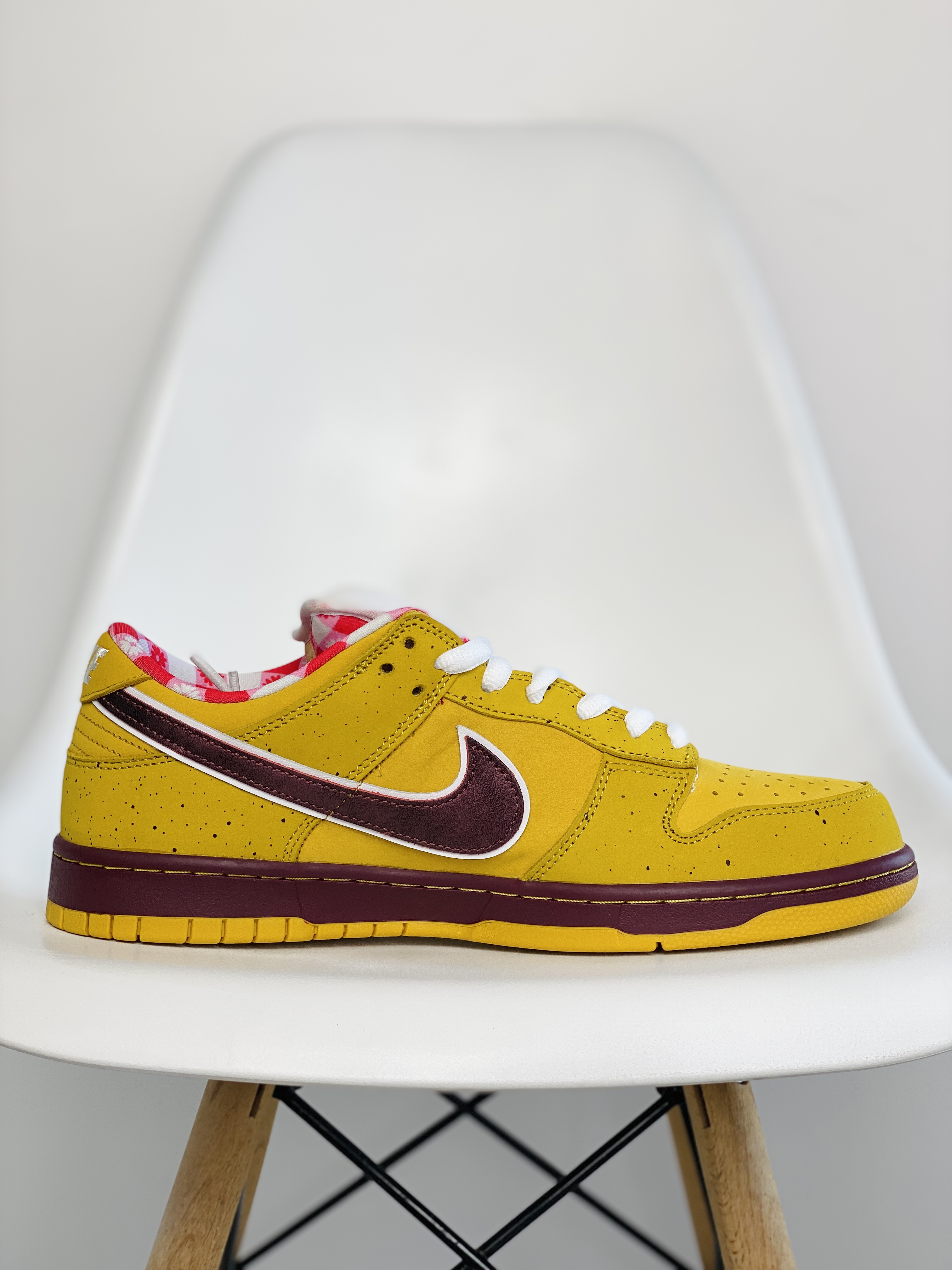 Dunk SB Low Yellow Lobster 低筒 复古板鞋 休闲鞋 男鞋 女鞋 黄龙虾 313170-137566 