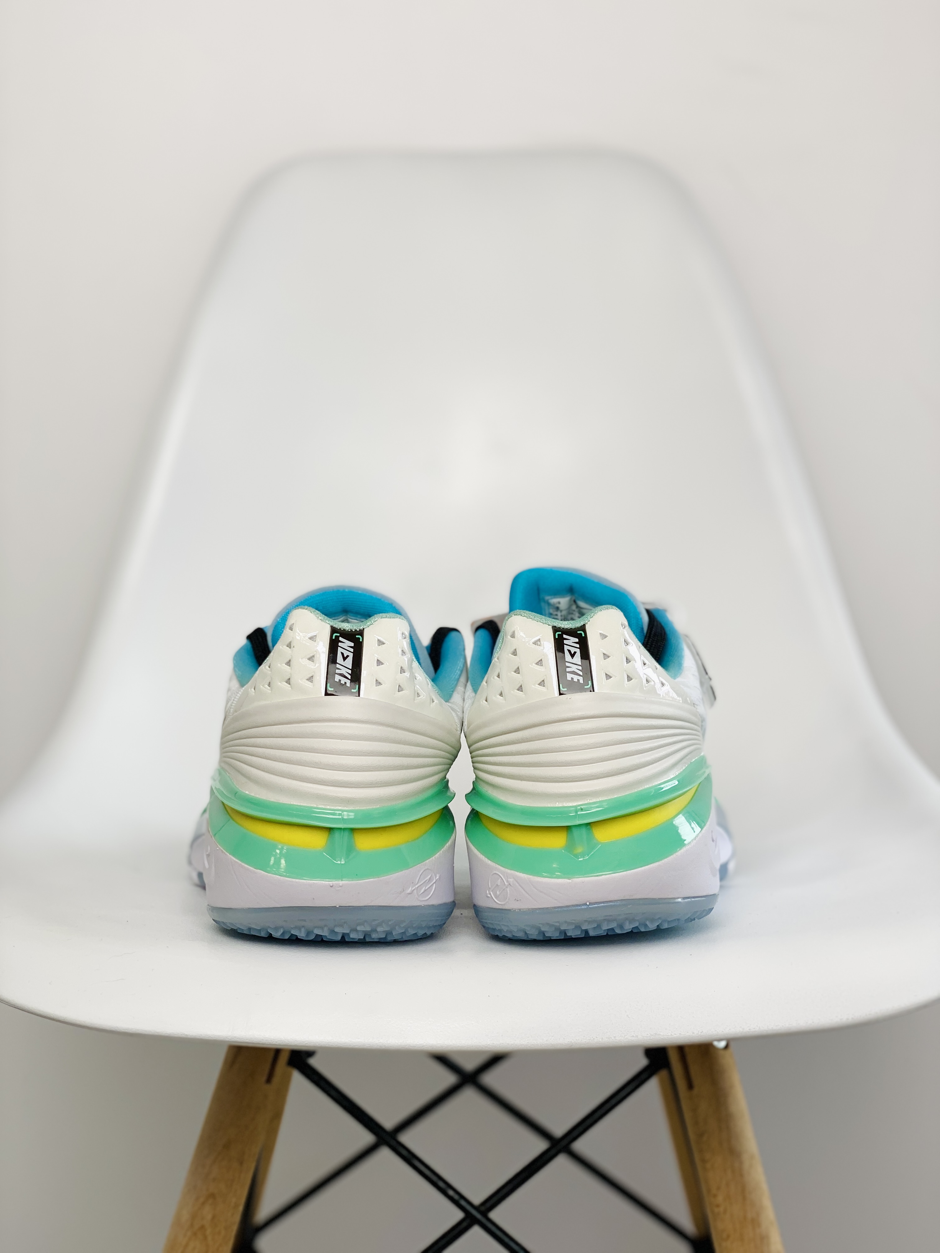  滅世 GT Cut 2.0  低筒   全掌 气垫 防滑耐磨 籃球鞋 實戰鞋 球鞋 波鞋 男鞋 白綠  FJ7063-103