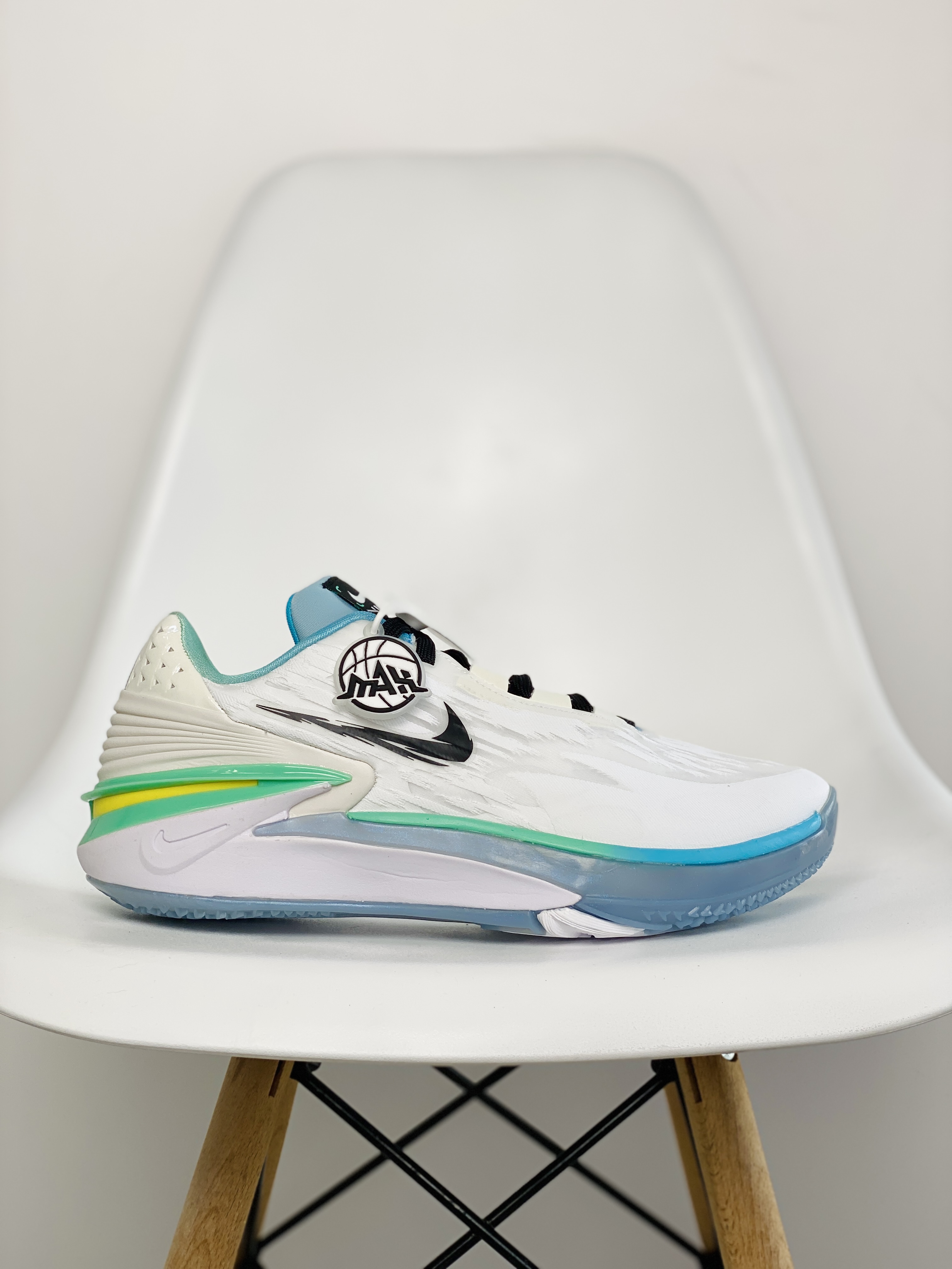  滅世 GT Cut 2.0  低筒   全掌 气垫 防滑耐磨 籃球鞋 實戰鞋 球鞋 波鞋 男鞋 白綠  FJ7063-103