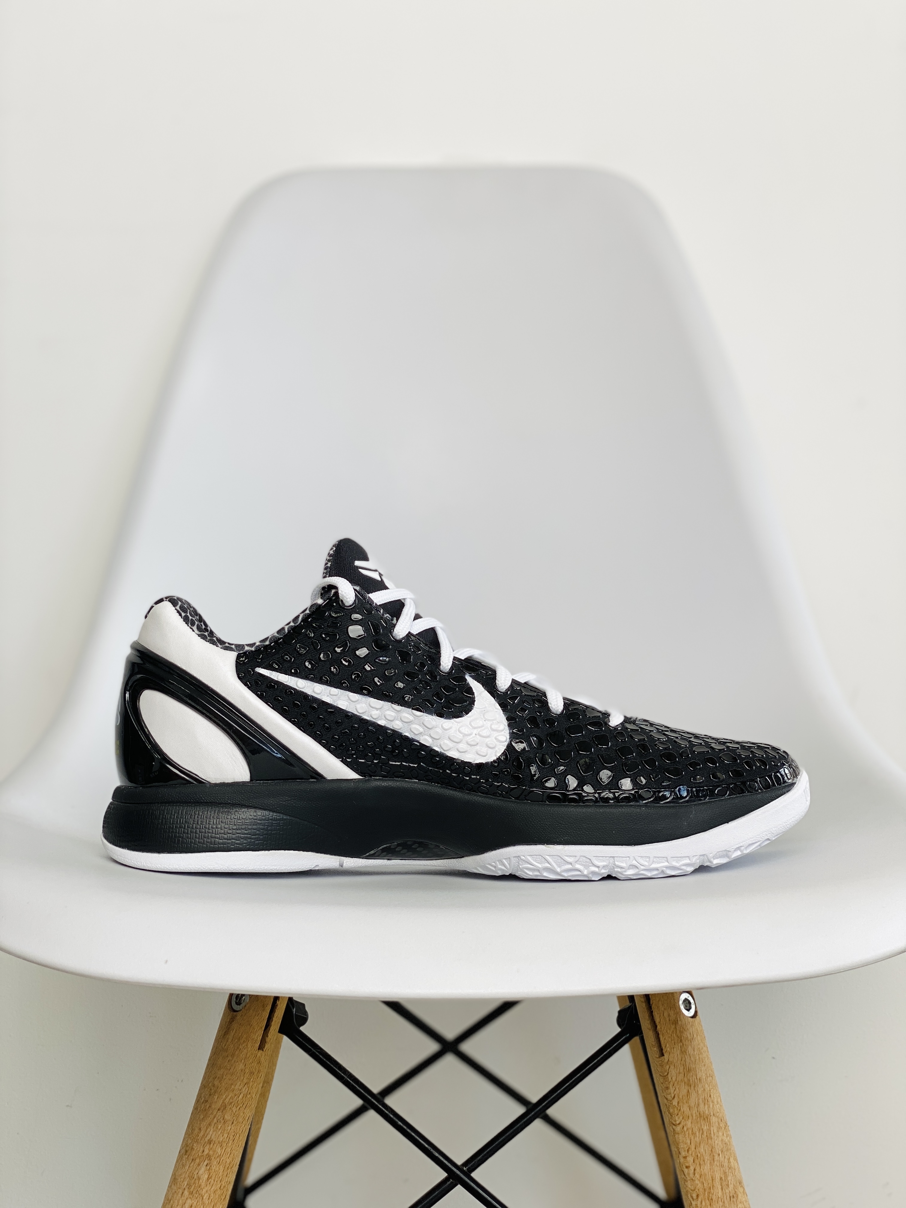 S2外贸 KOBE6 Mambacita Sweet 16 GIGI  低筒  前掌氣墊 黑白 天使 紀念款 科比 6  球鞋 籃球鞋 實戰鞋 真碳板 男鞋 CW2190-002